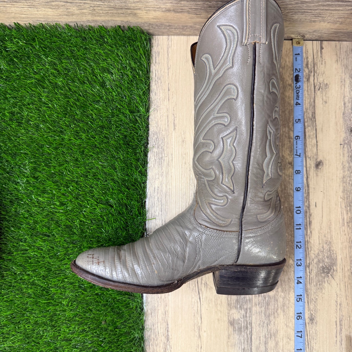Tony Lama Men - Size 7.5D - Vintage Gray Lizard Cowboy Boots Style 8117