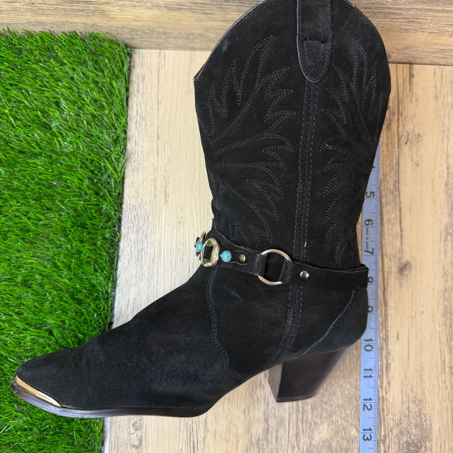 Dingo Women - Size 8.5M - Vintage Black Suede Harness Cowboy Boots DI541