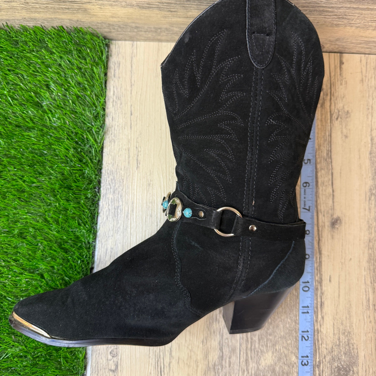 Dingo Women - Size 8.5M - Vintage Black Suede Harness Cowboy Boots DI541