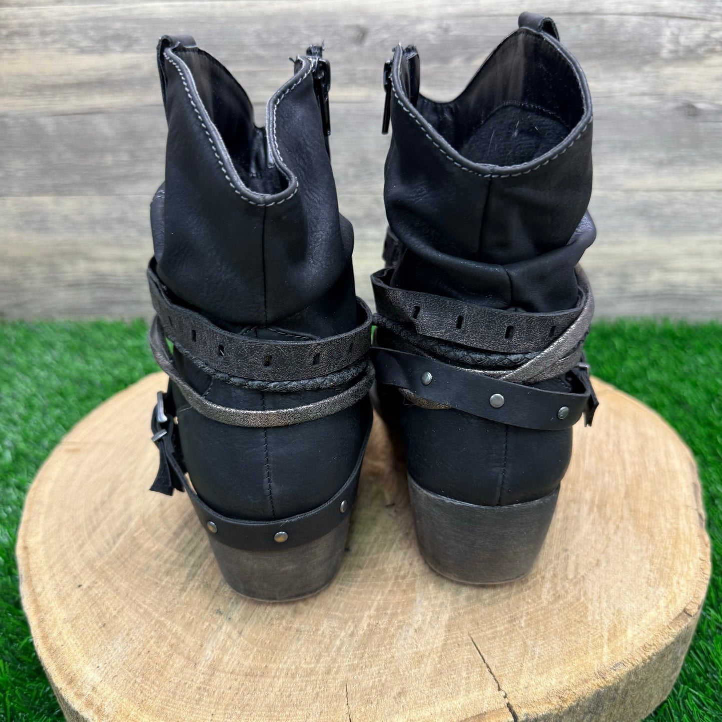 Jellypop Women - Size 9M - Black Harness Faux Leather Ankle Zipper Boots