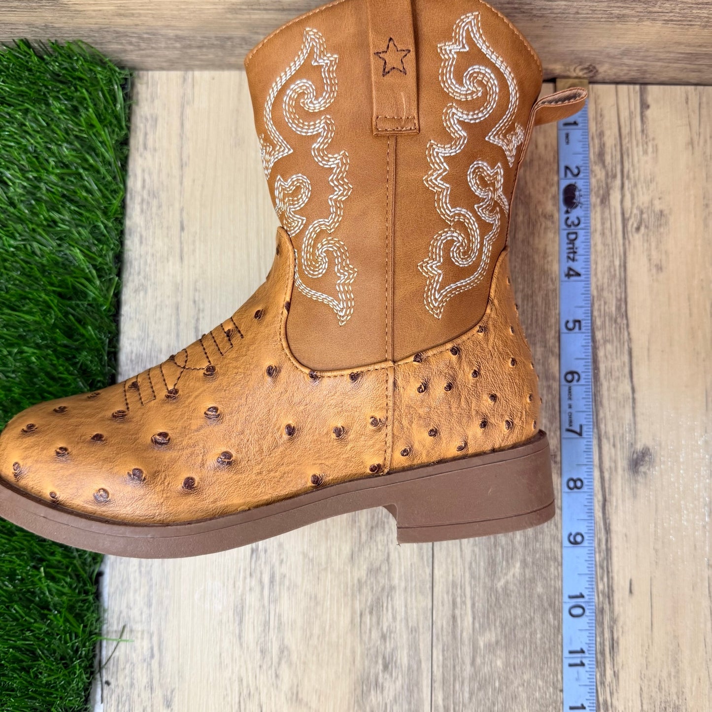NEW Pawz Youth - Size 3 - Brown Faux Ostrich Western Cowboy Boots
