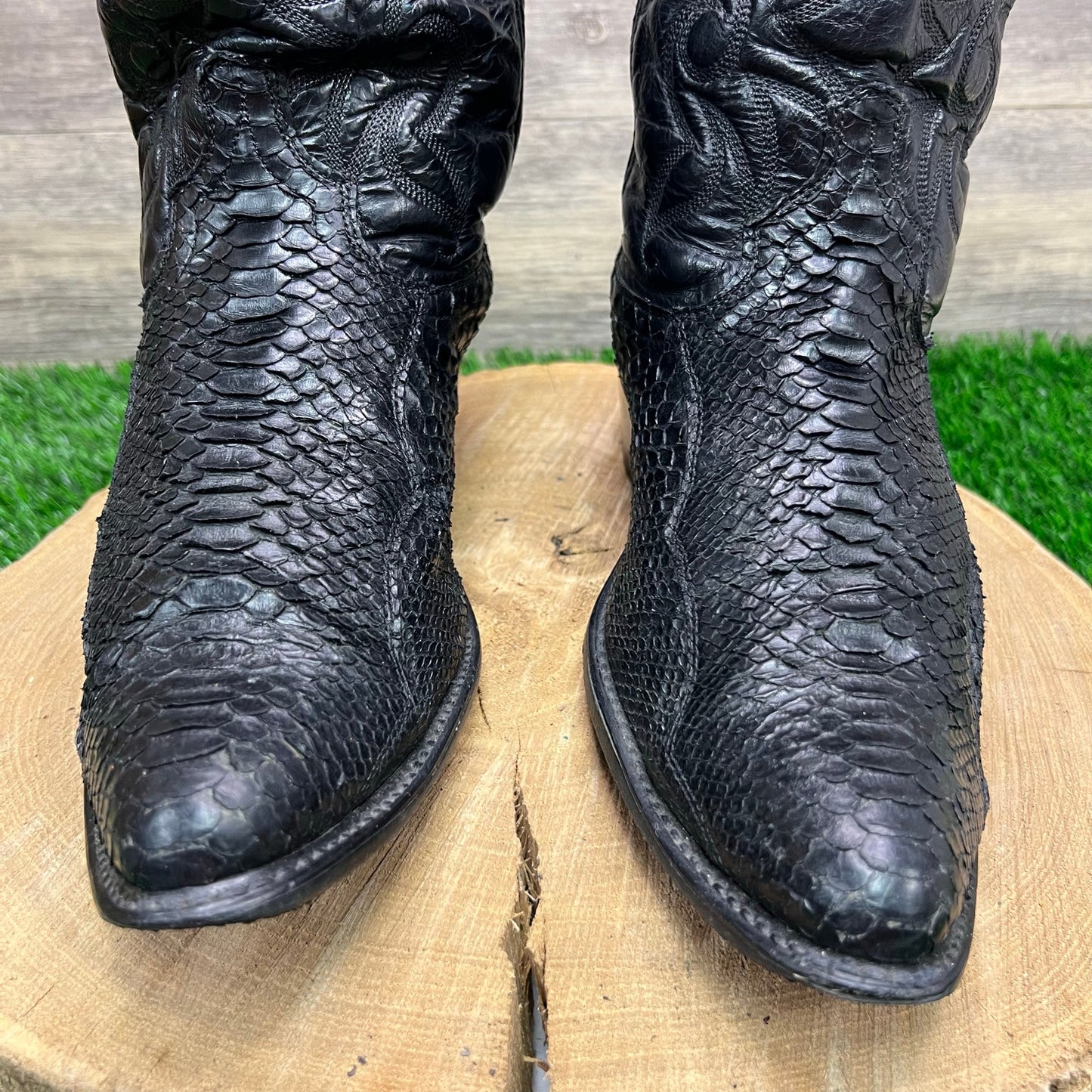 Acme Men - Size 9.5D - Black Snakeskin Cowboy Boots 16136
