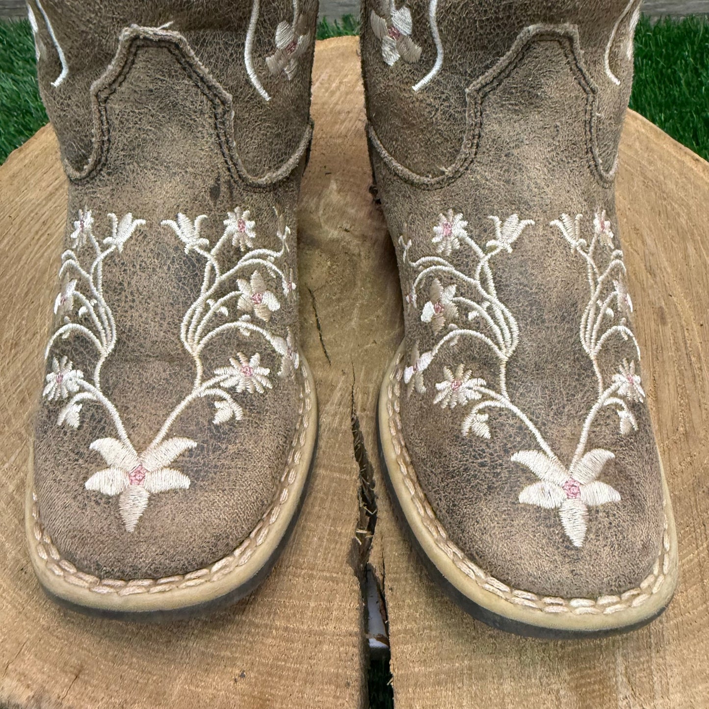 Twister Youth - Size 9 - Distressed Tan Floral Faux Leather Zipper Cowboy Boots