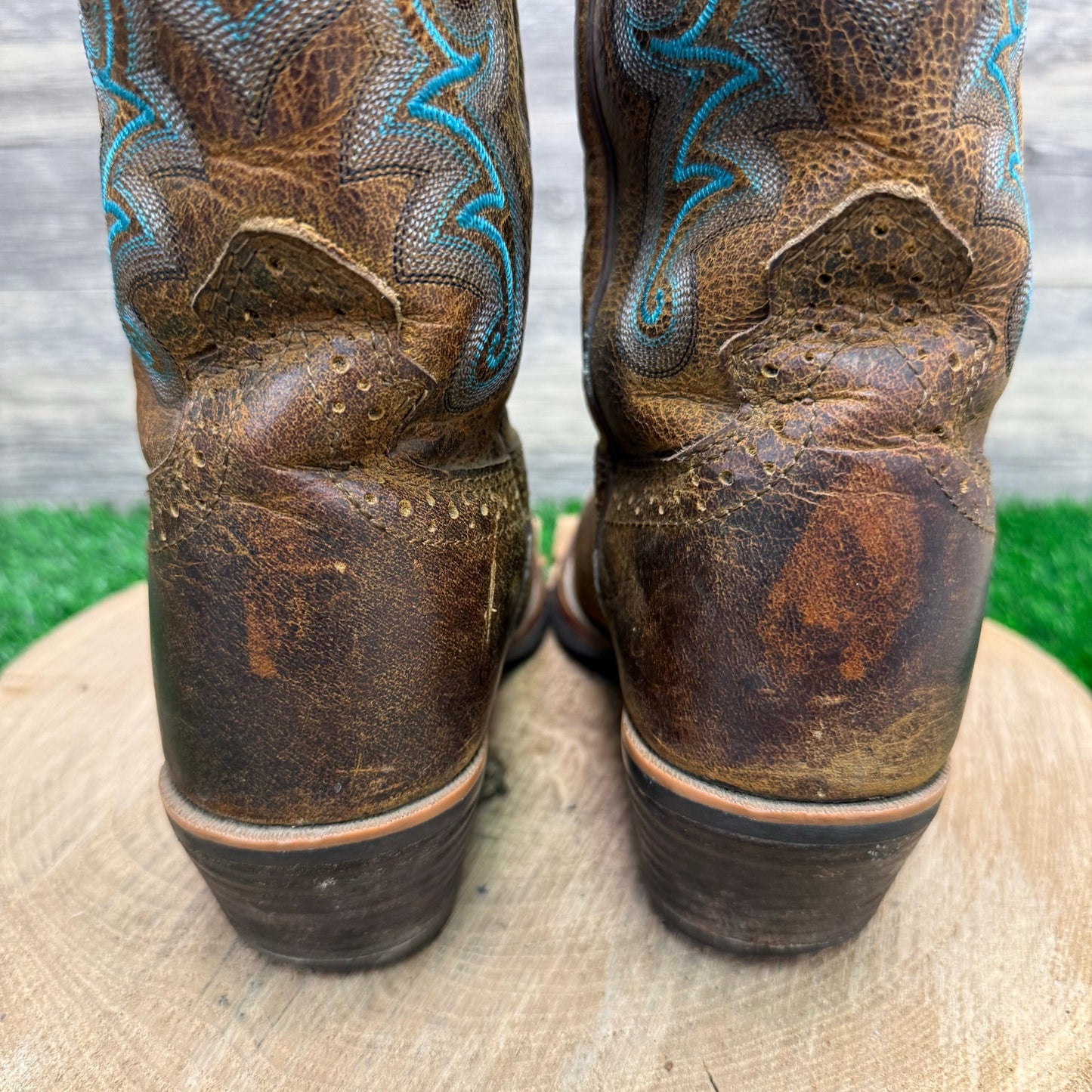 Justin Women - Size 7B - Brown/Turquoise Square Toe Cowboy Boots Style SVL7311