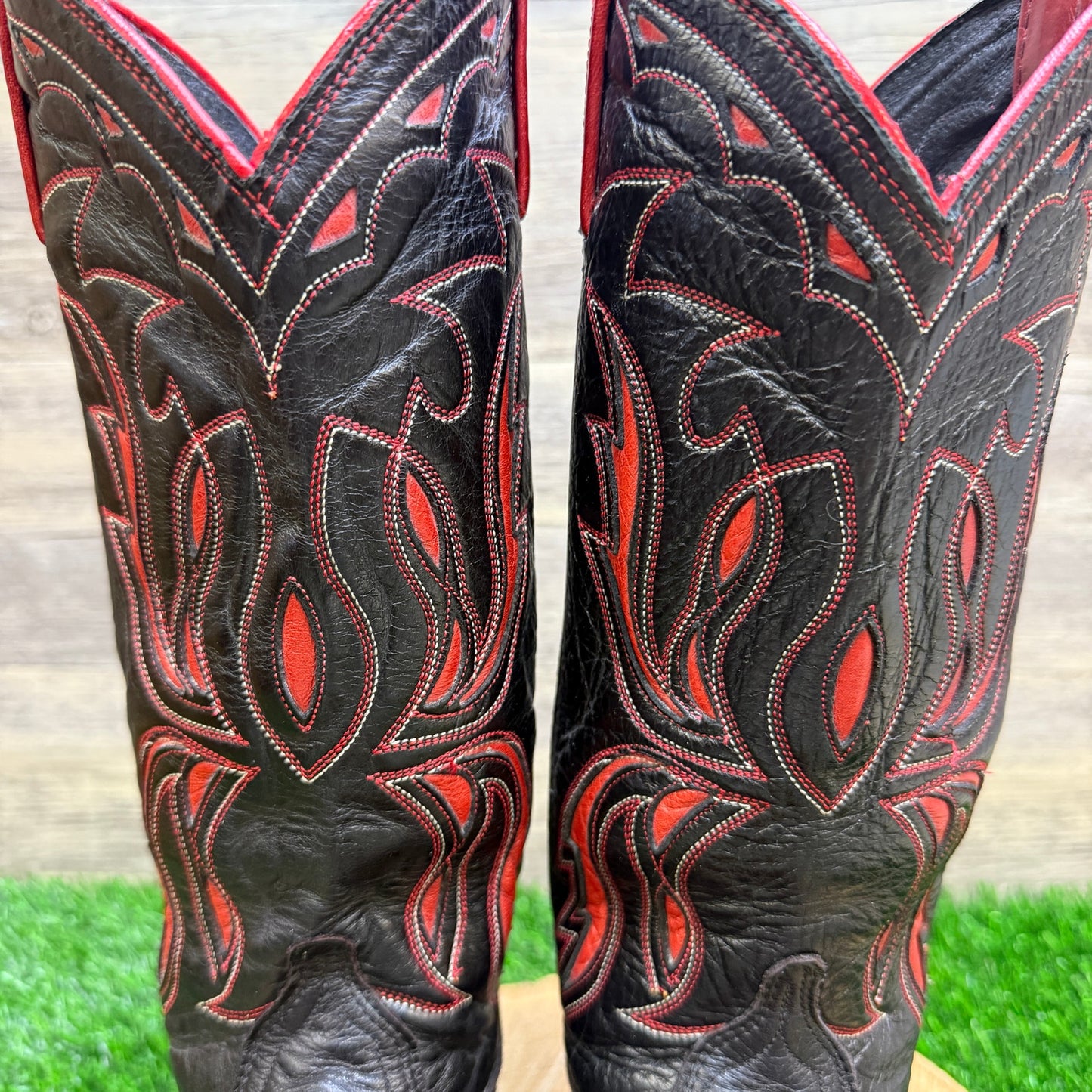 Dan Post Women - Size 7M - Vintage Black/Red Flame Cowboy Boots Style 14080