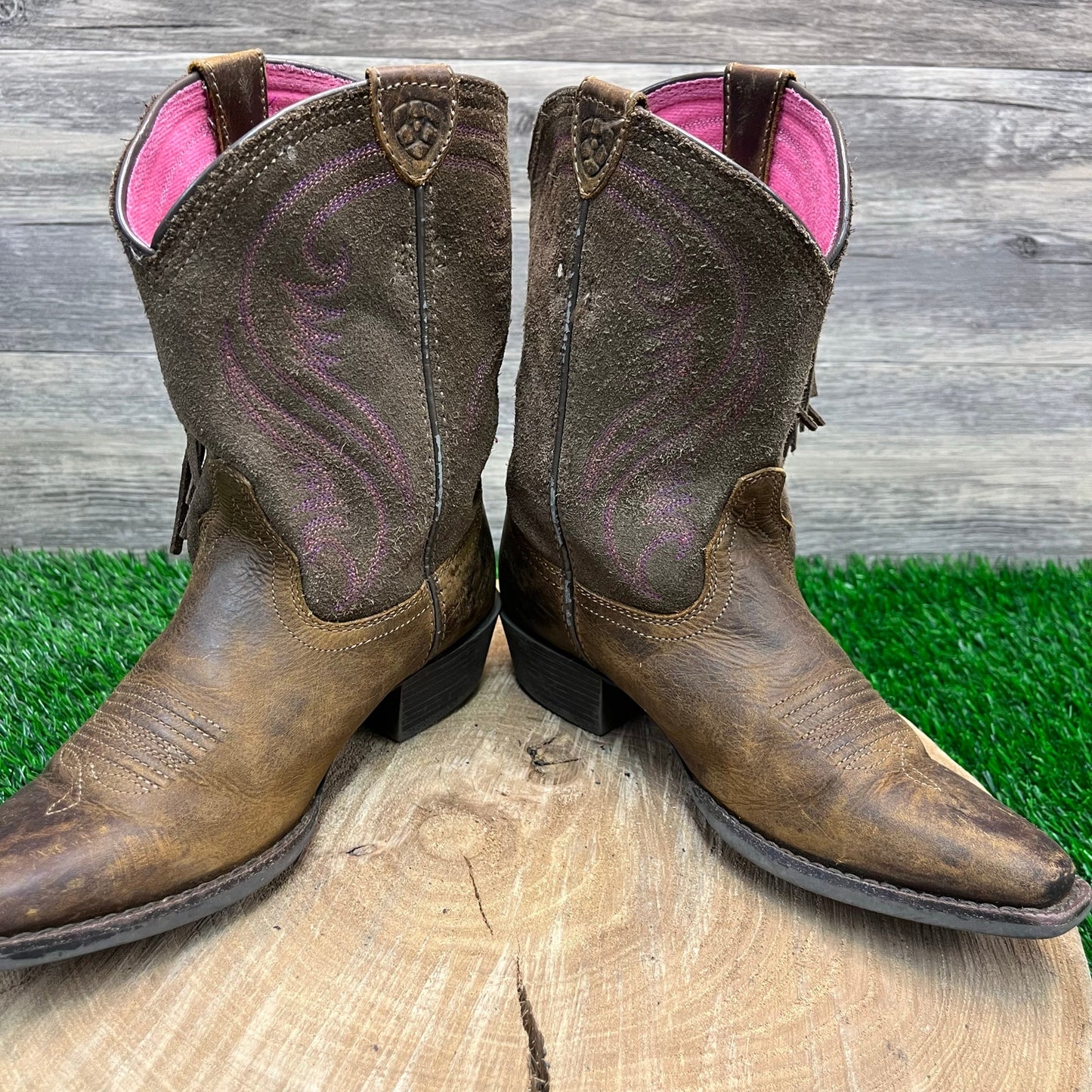 Ariat Youth - Size 1 - Brown Fringe Snip Toe Cowboy Boots Style 10011908