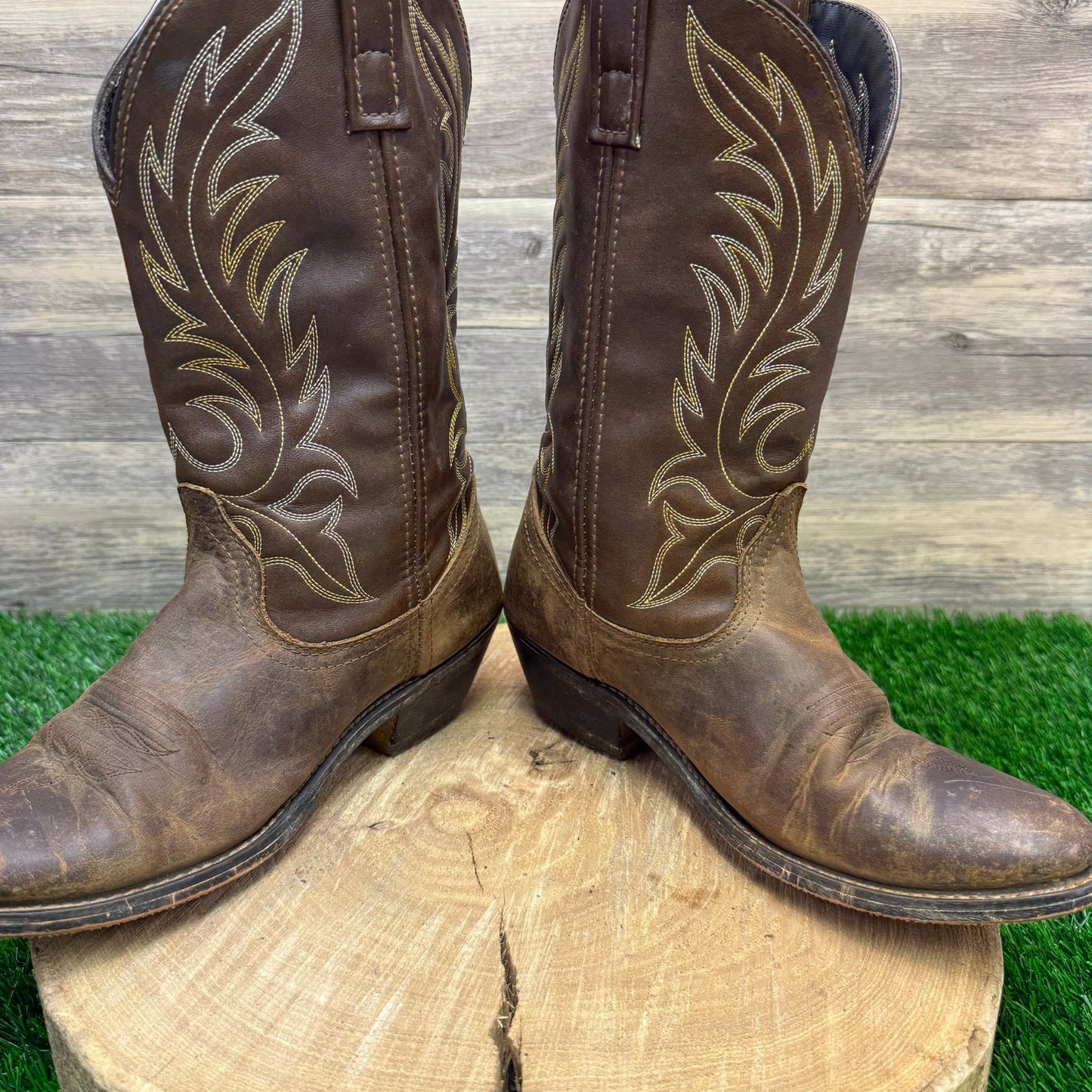 Laredo Women - Size 9M - Brown Cowboy Boots Style 5742
