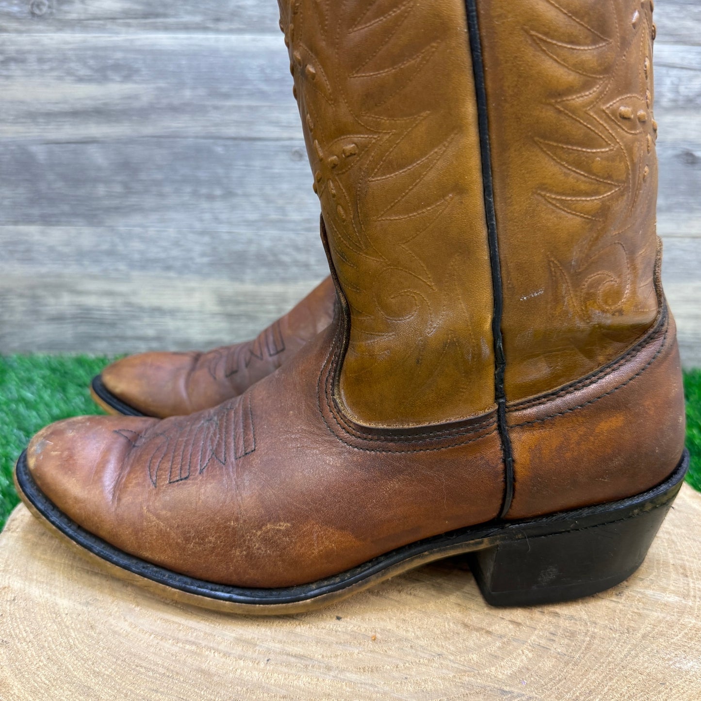 Acme Men - Size 9D - Vintage Tan Cowboy Boots Style 157