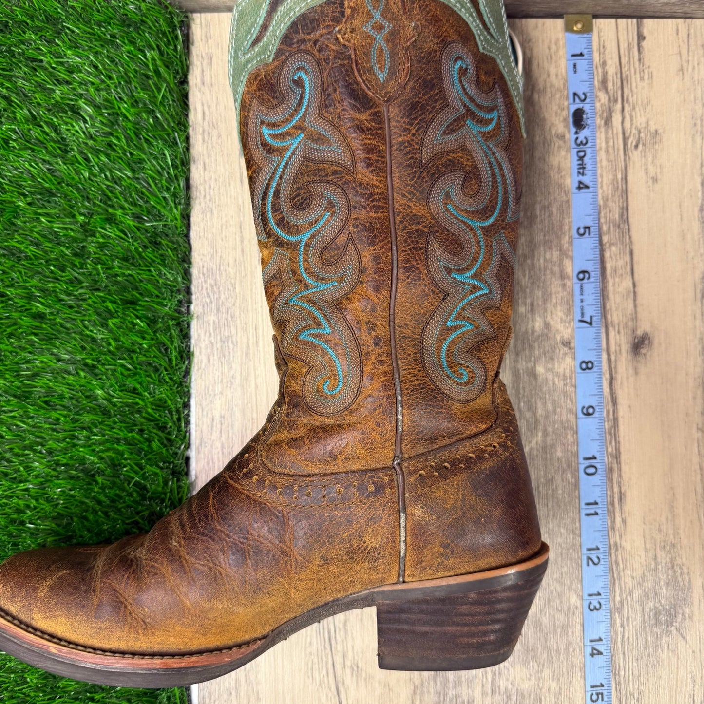 Justin Women - Size 7B - Brown/Turquoise Square Toe Cowboy Boots Style SVL7311
