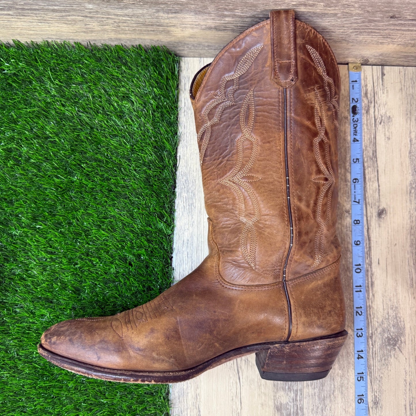 Unknown Men - Size 11M - Vintage Tan Western Cowboy Boots Style 6288