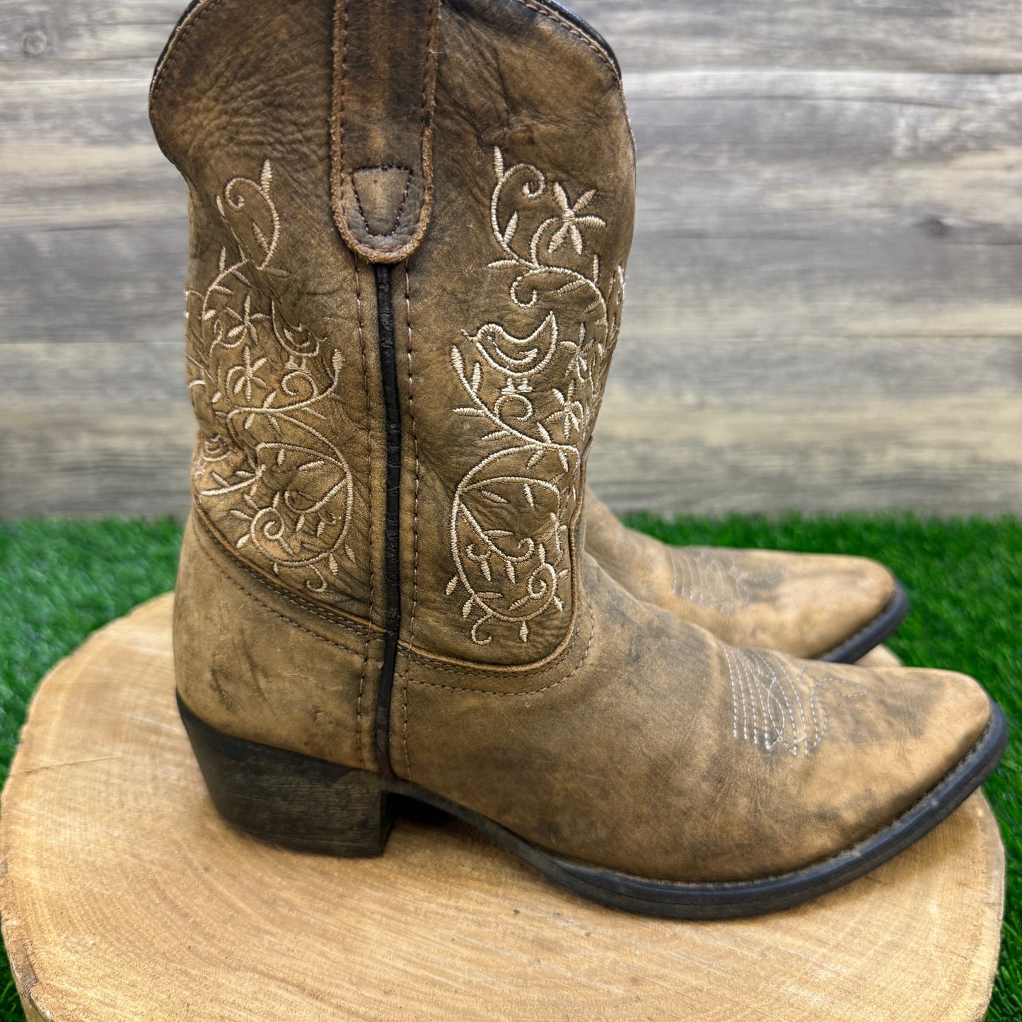 Dan Post Youth - Size 4D - Brown Soft Leather Cowboy Boots Style DPC3213