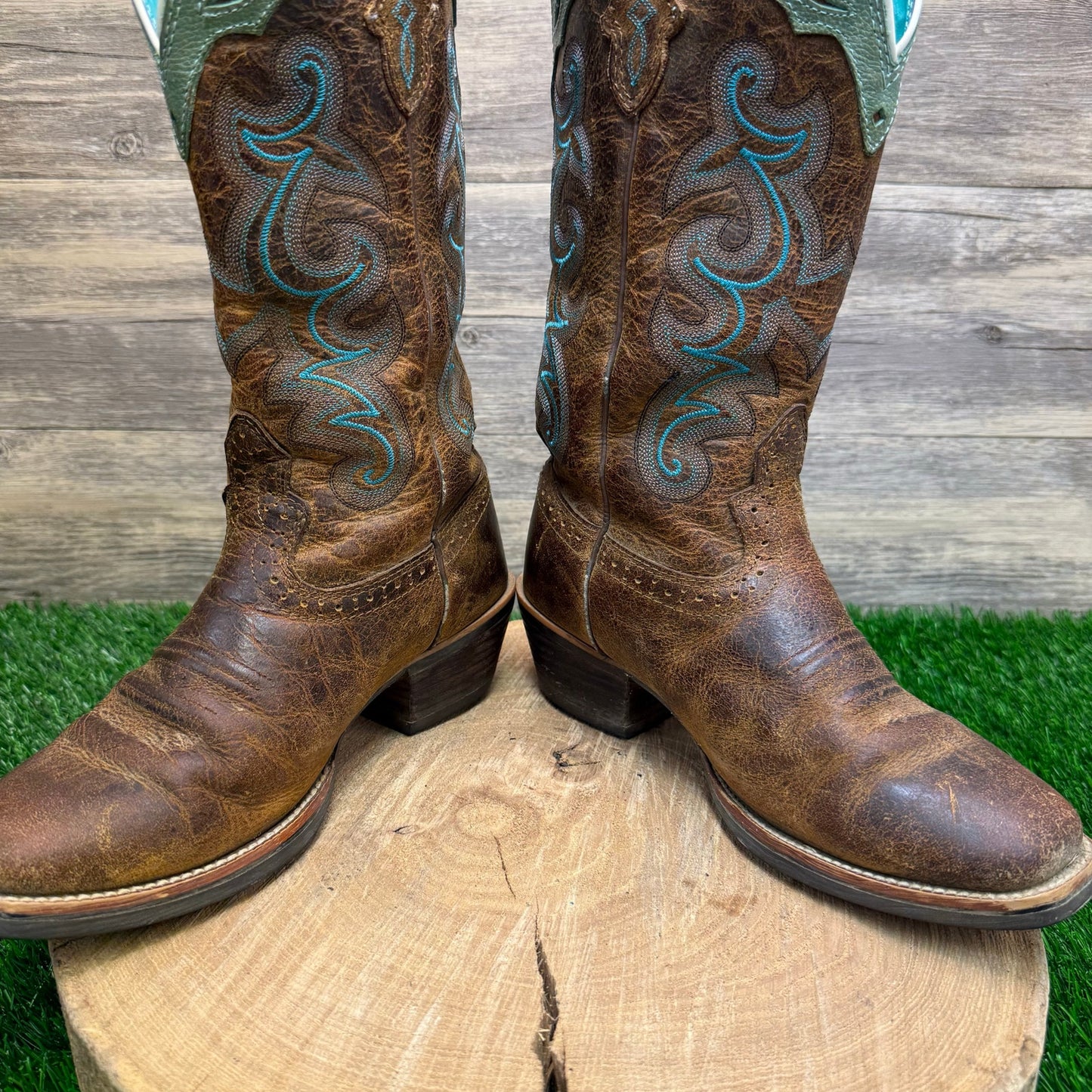 Justin Women - Size 7B - Brown/Turquoise Square Toe Cowboy Boots Style SVL7311
