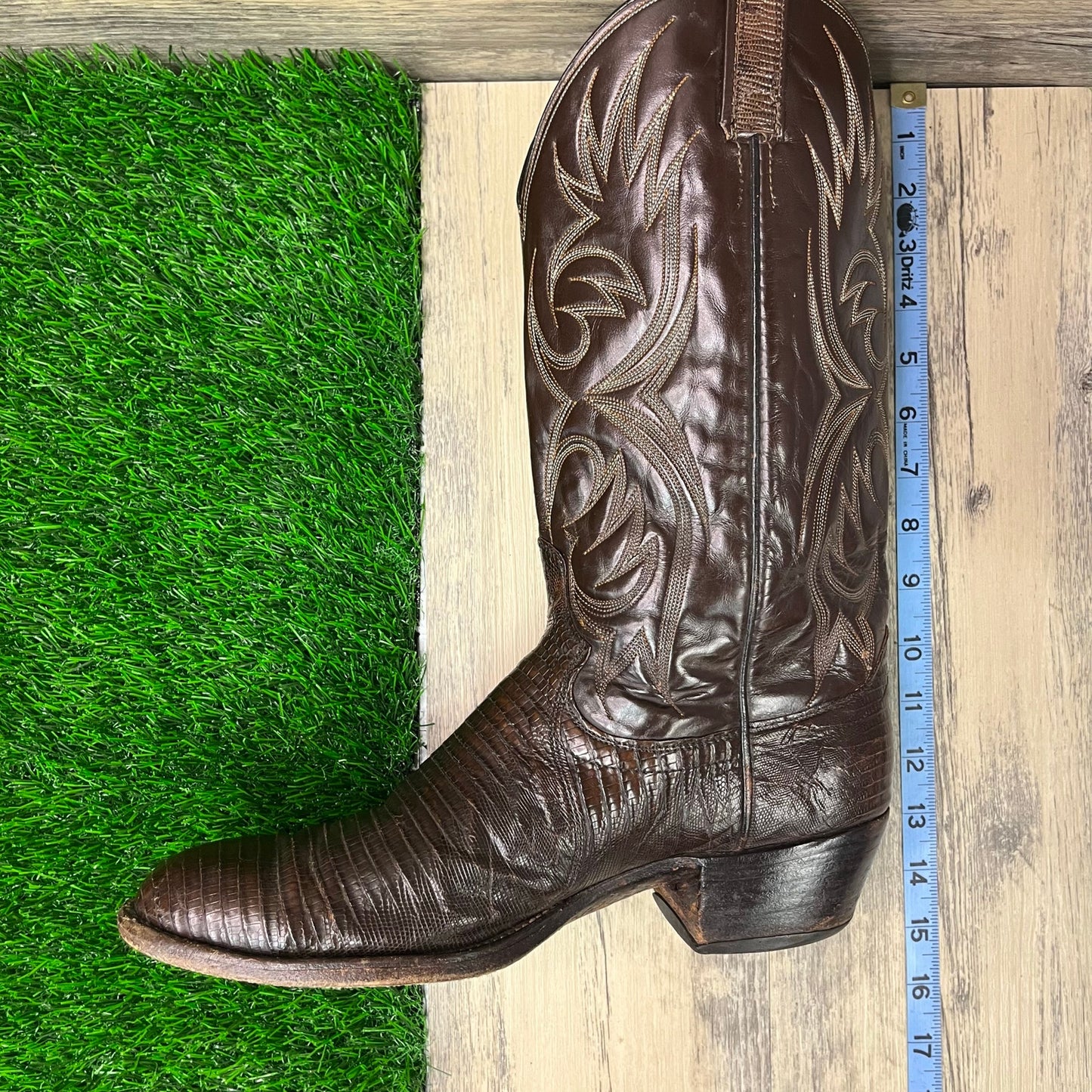 Dan Post Men - Size 10.5D - Vintage Chocolate Brown Lizard Cowboy Boots 6862