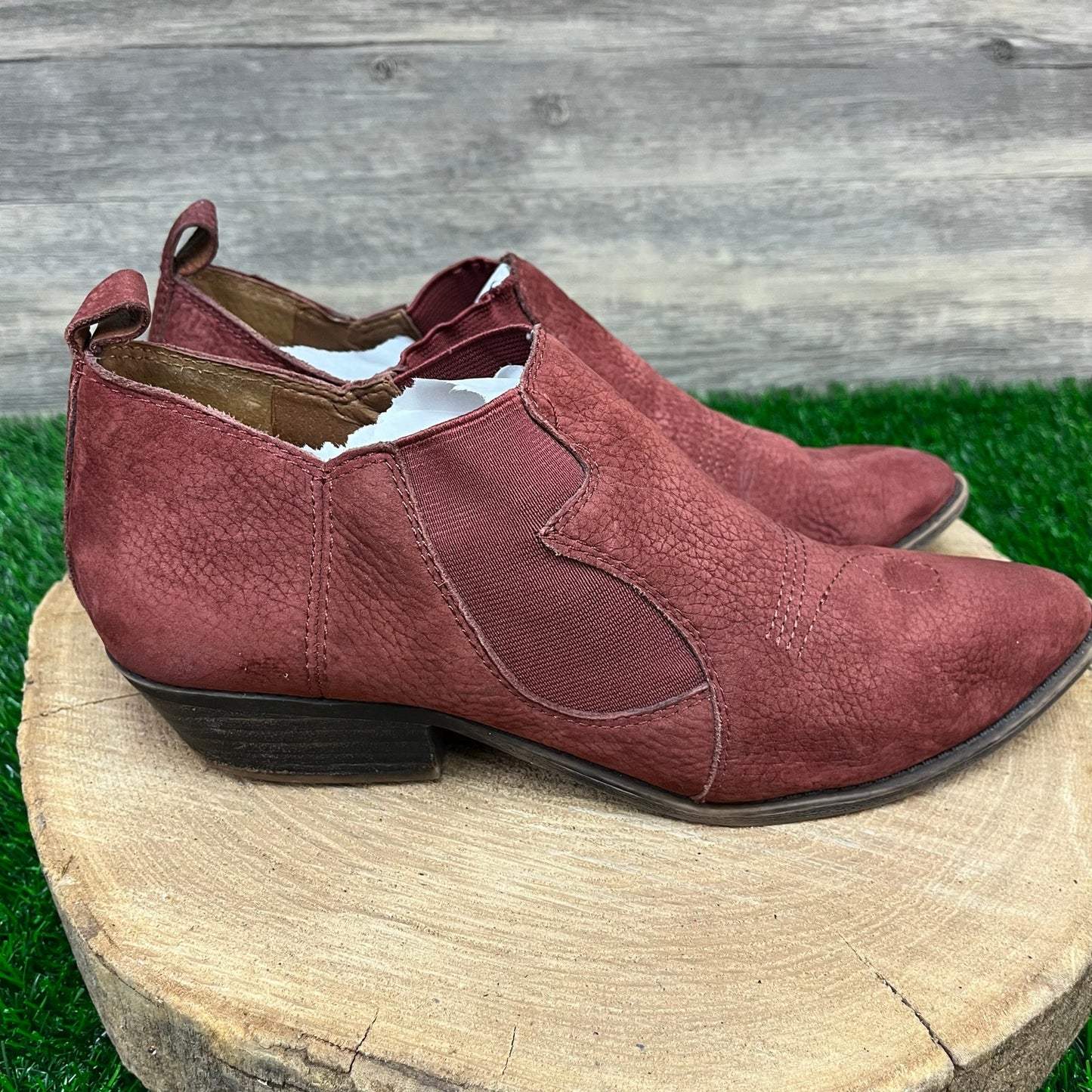 Lucky Brand Women - Size 9M - Red Suede Ankle Boots