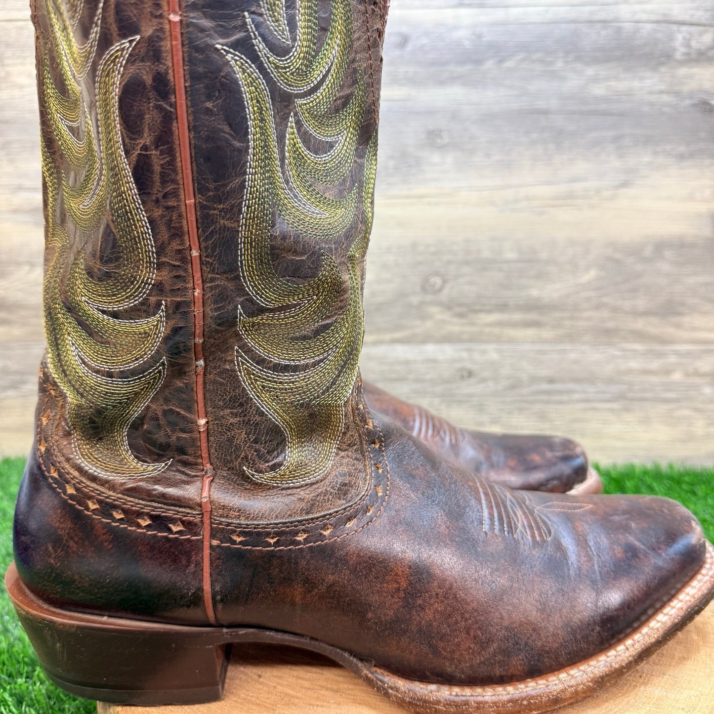 Ariat Men - Size 12D - Dist. Brown Turnback Square Toe Cowboy Boots 10012763
