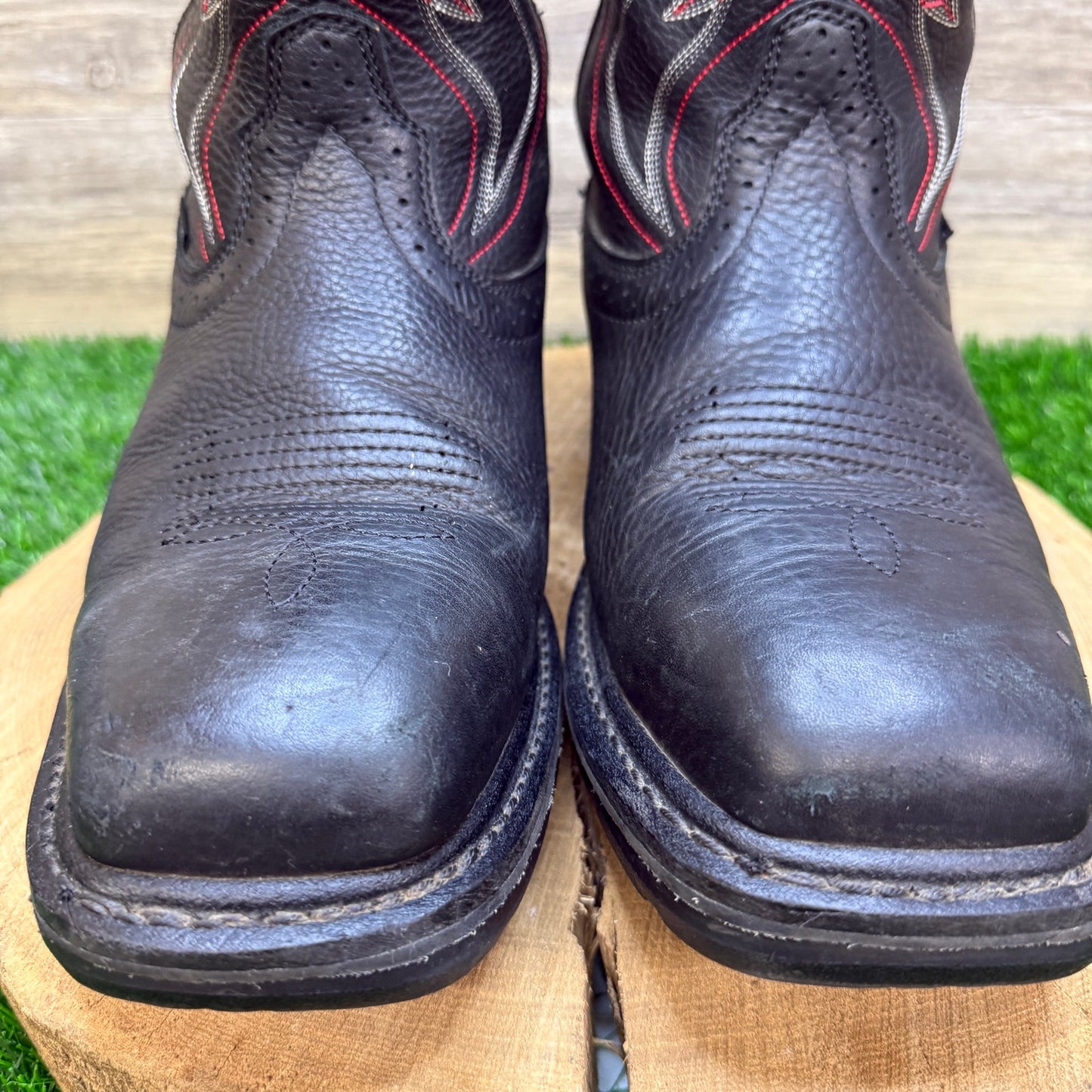 Ariat Work Men - Size 10.5EE - Black/Red Steel Square Toe Cowboy Boots F2413