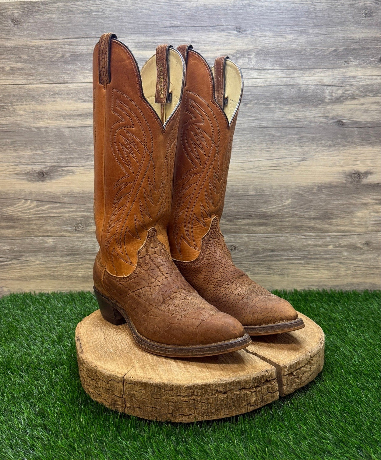 Wrangler Men - Size 8.5D - Vintage Tan Exotic Print Faux Leather Cowboy Boots