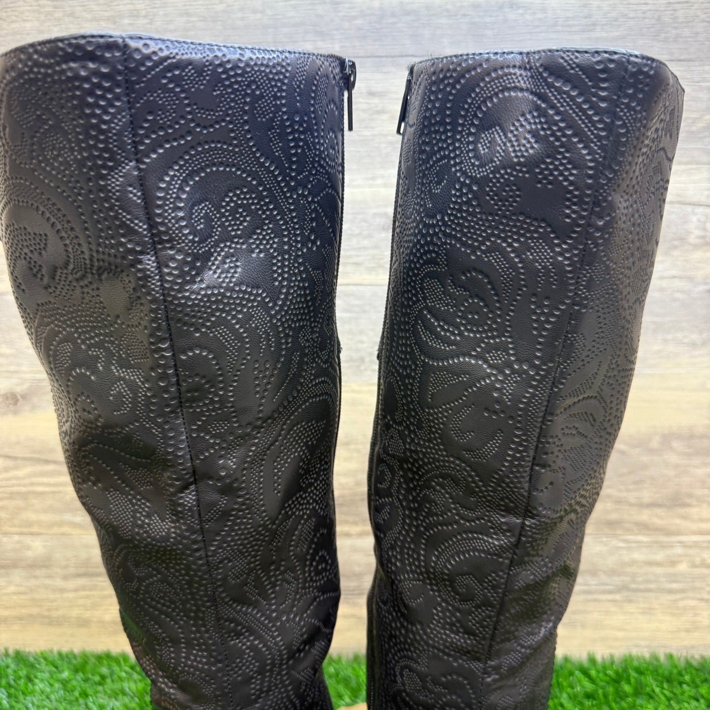 Easy Street Women - Size 9.5M - Black Tall Plus Calf Faux Leather Boots