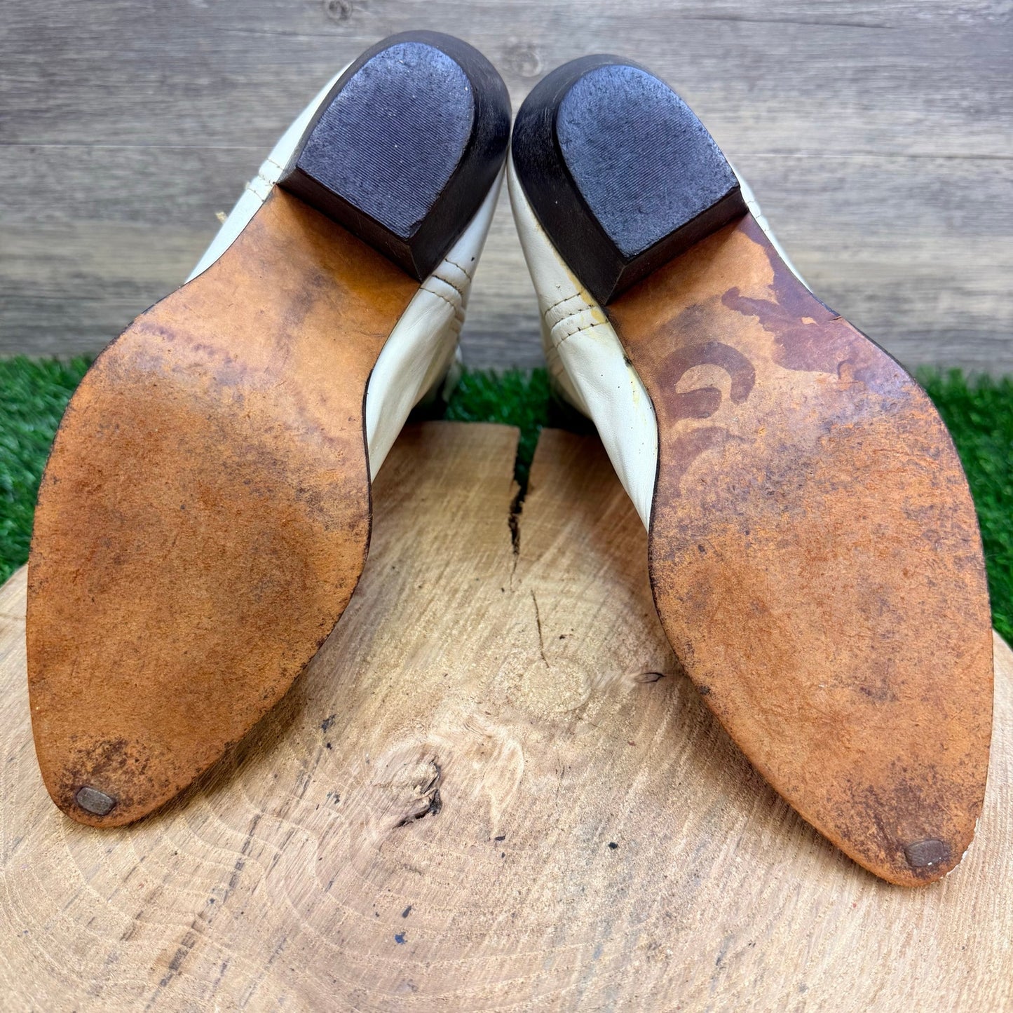 Laredo Women - Size 7M - Vintage Cream Tassel Cowboy Boots 181