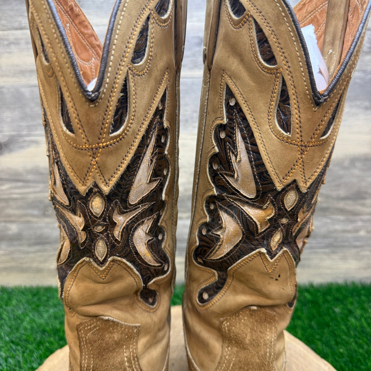 Miss Capezio Women - Size 7.5M - Vintage Tan Suede Butterfly Cowboy Boots L486
