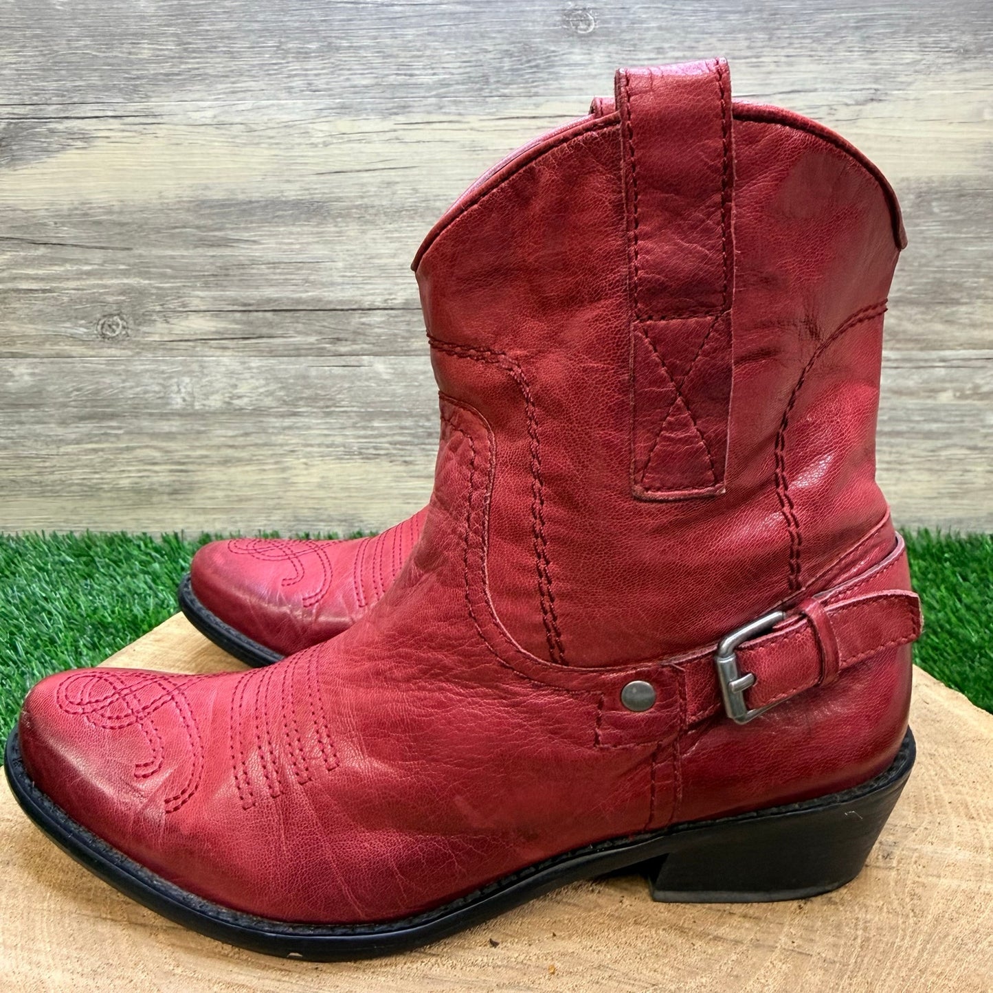 Franco Sarto Women - Size 6.5M -  Red Ankle Boots 0601