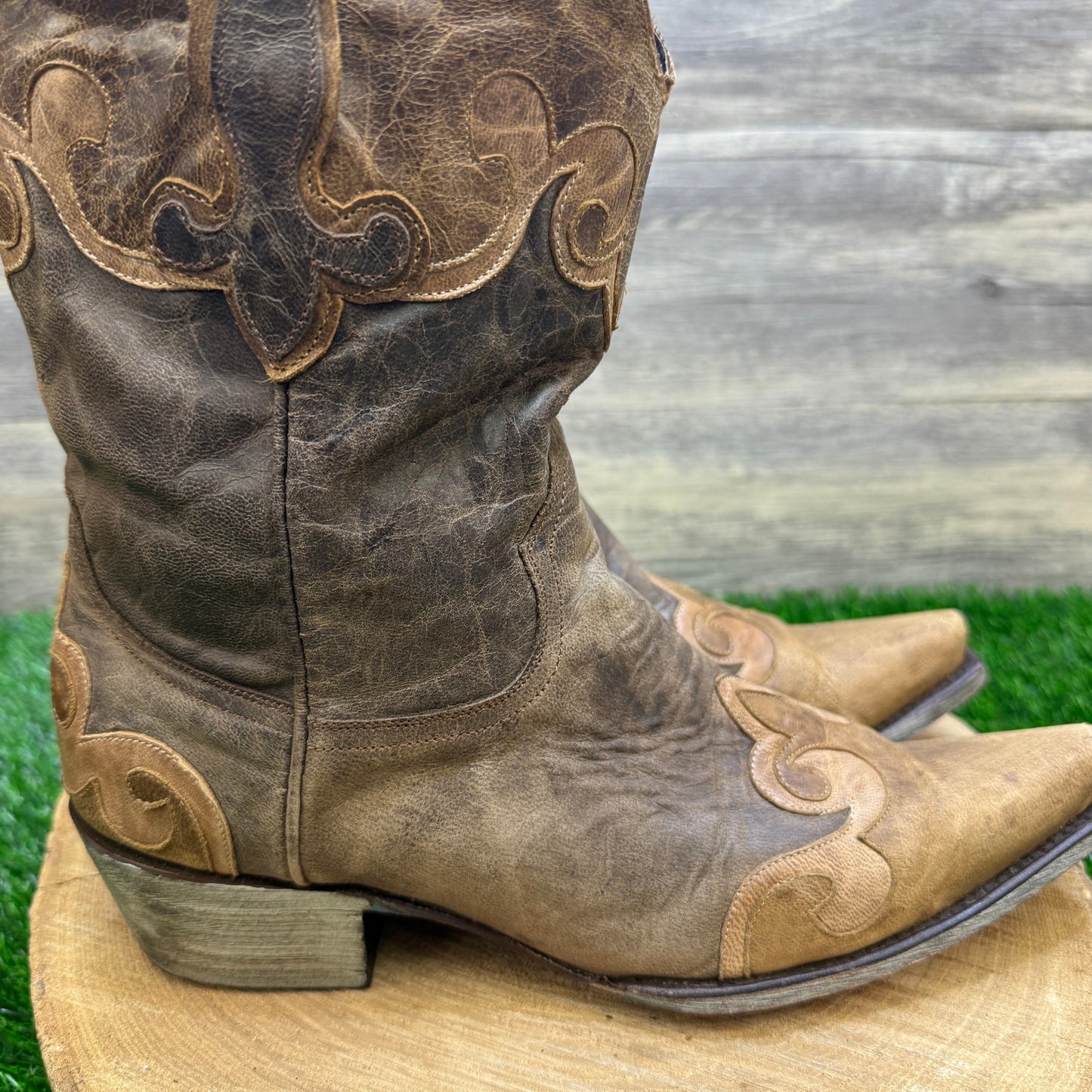 Lane Women - Size 10 - Brown Lexington Snip Toe Cowboy Boots Style LB0022C