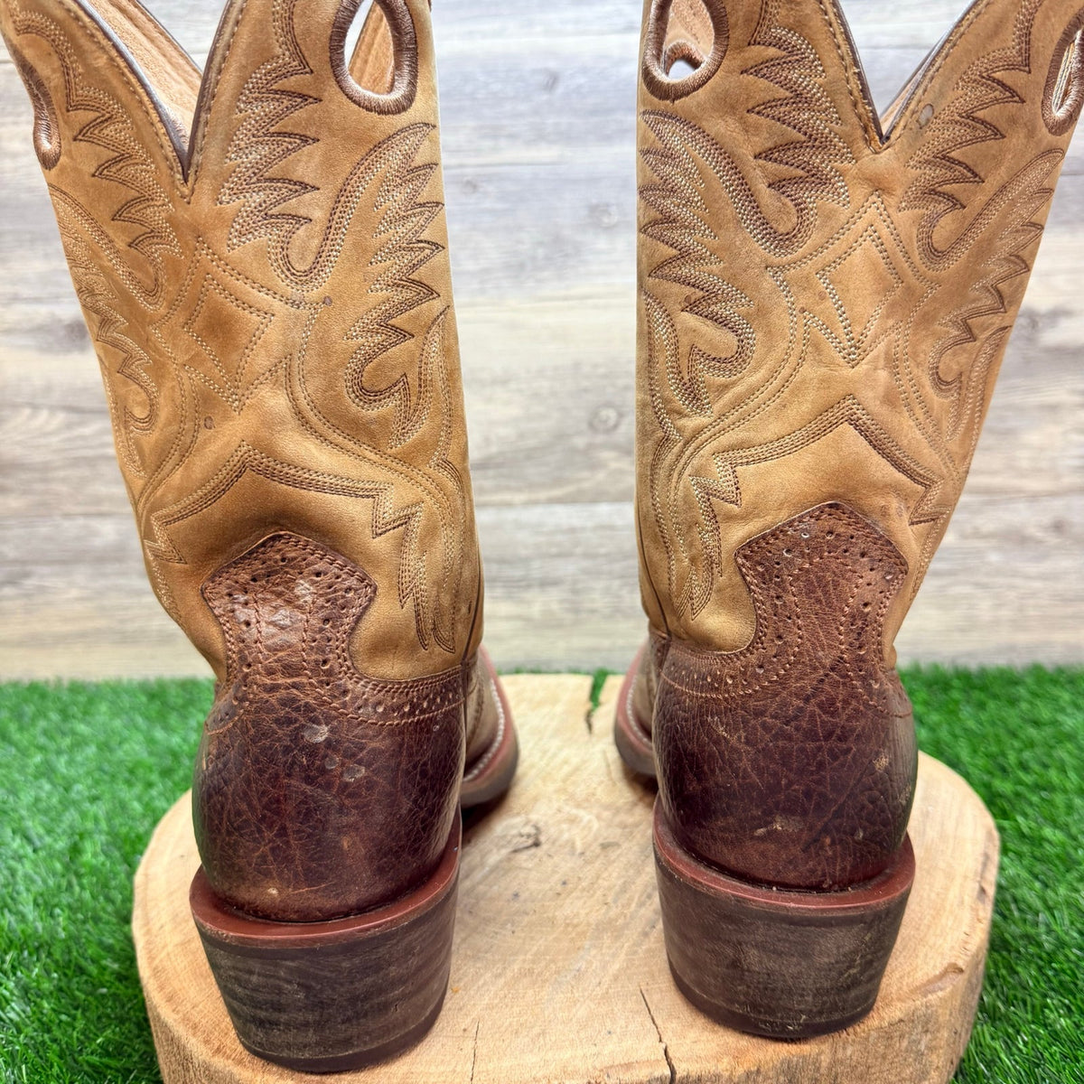 Ariat Men - Size 9D - Tan / Brown Square Toe Western Cowboy Boots 10002230
