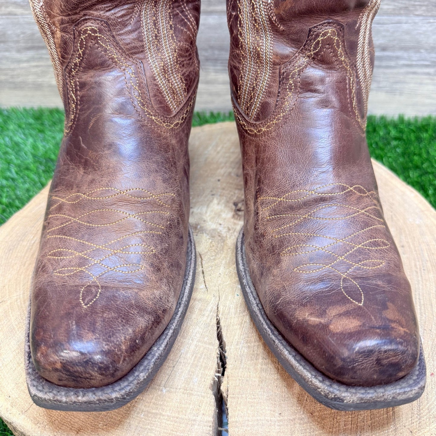 Ariat Women - 11B - Brown Lively Sassy Square Toe Cowboy Boots 10016357