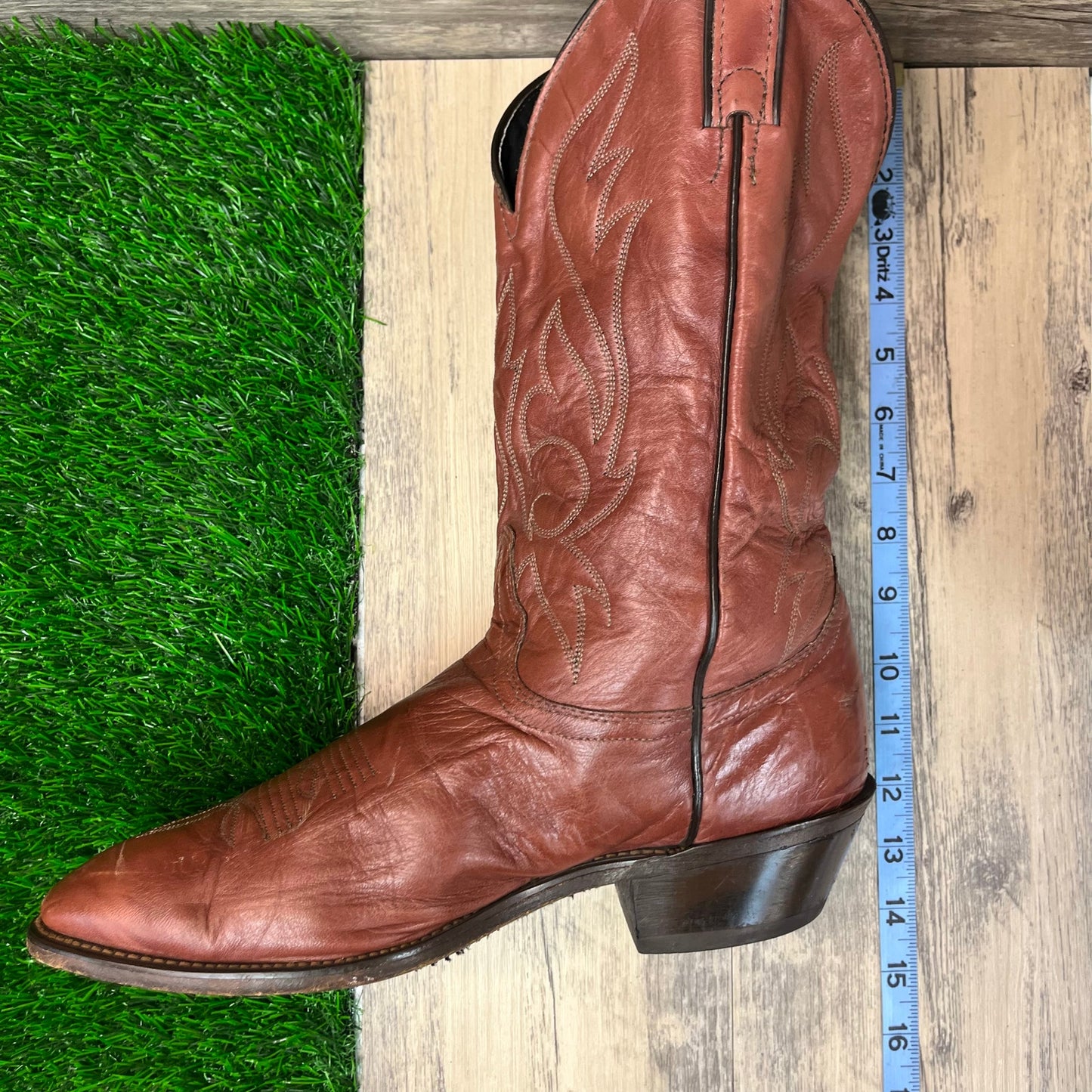 Laredo Men - Size 10.5EE - Brown Cowboy Boots Style 7021