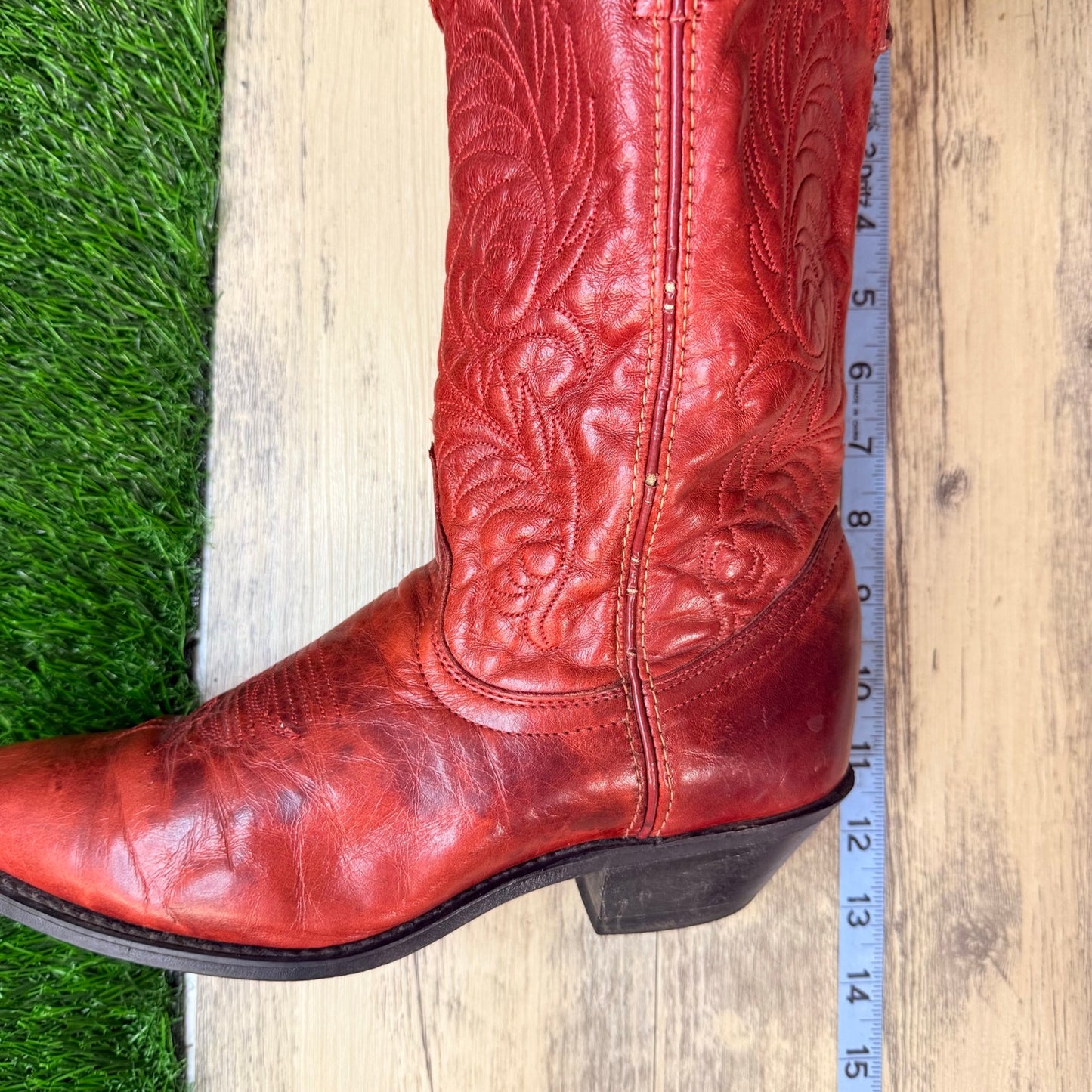 Justin Women - Size 8M - Red Western Cowboy Boots