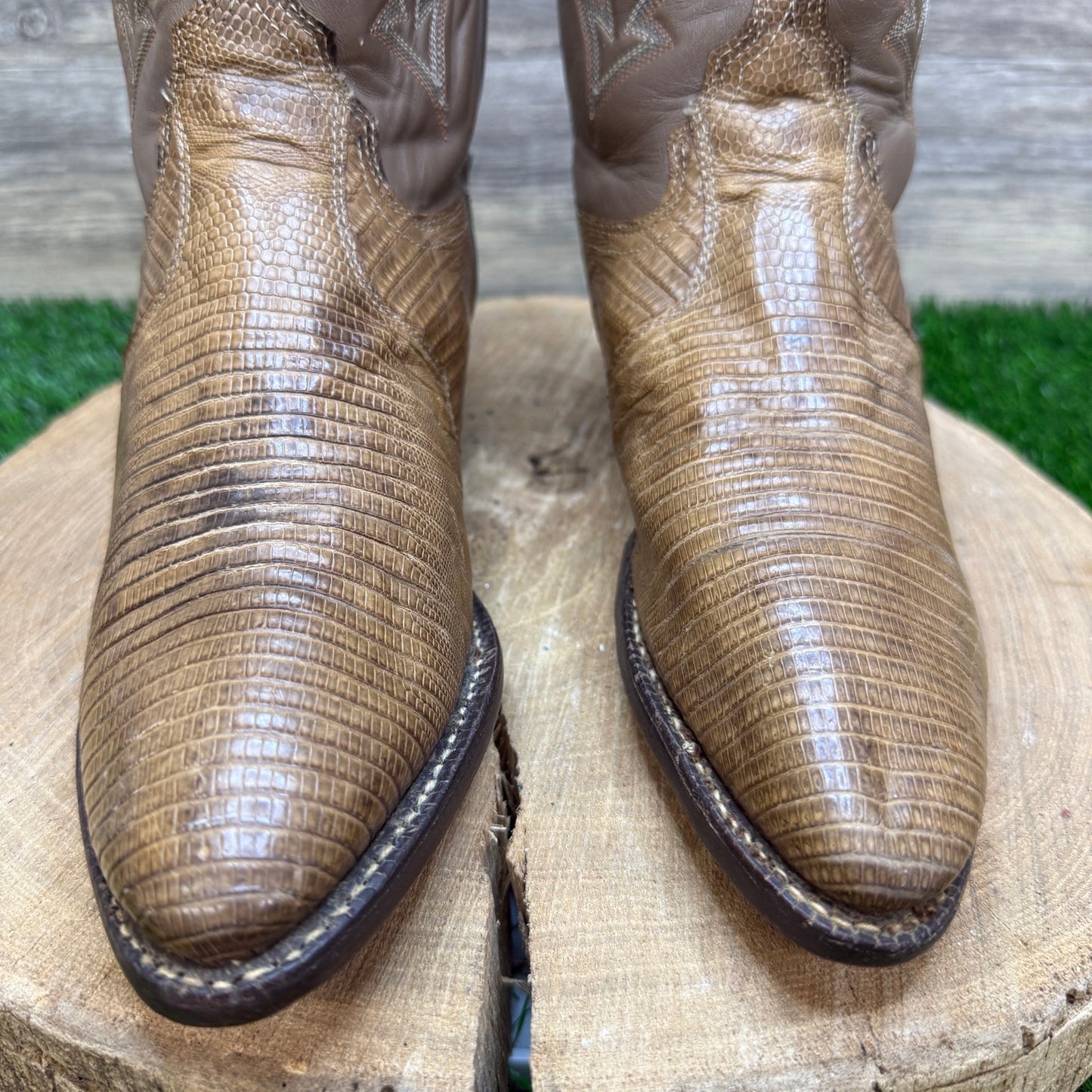 Justin Women - Size 7.5B - Vintage Tan Lizard Western Cowboy Boots Style L4701