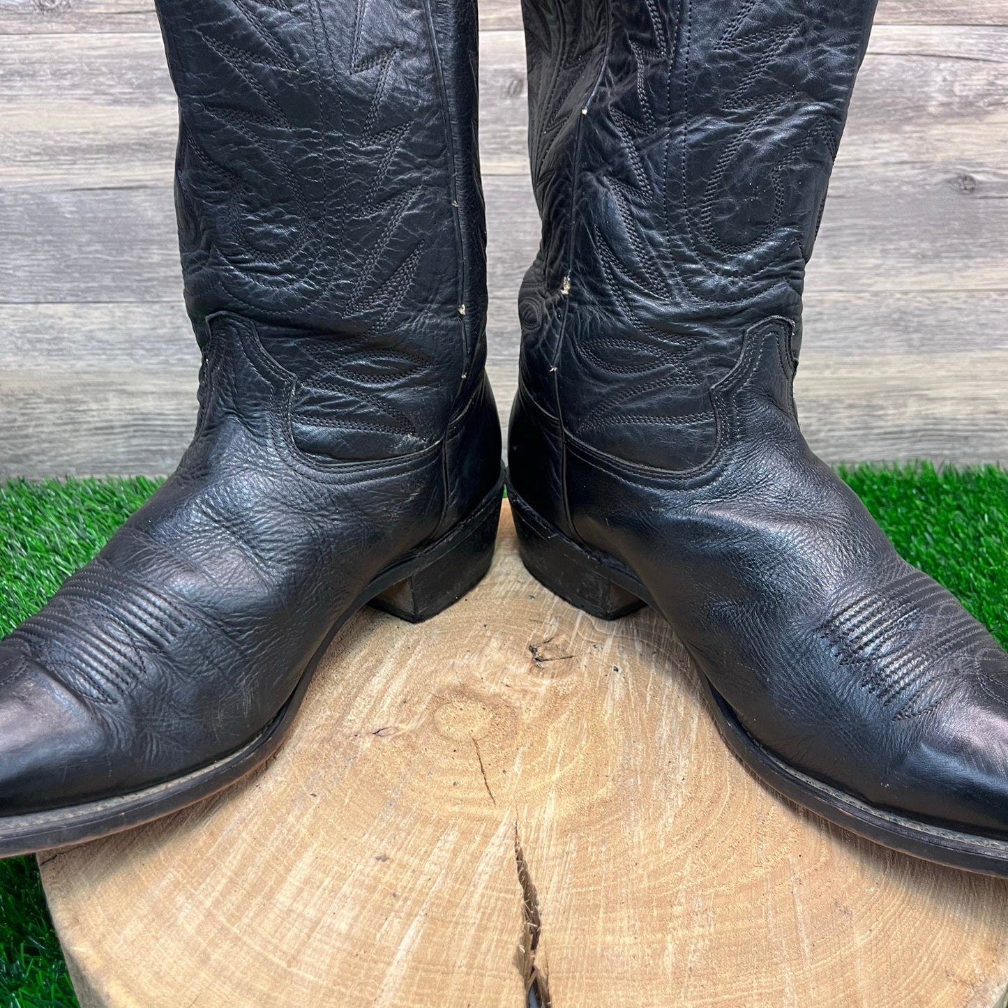 Durango Men - Size 11.5D - Black Cowboy Boots Style DB910X