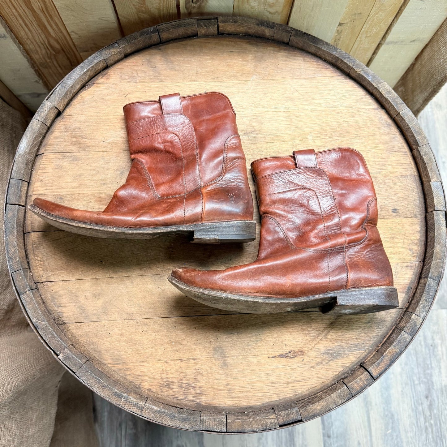 Frye Women - Size 8B - Brown Short Riding Boots 76958