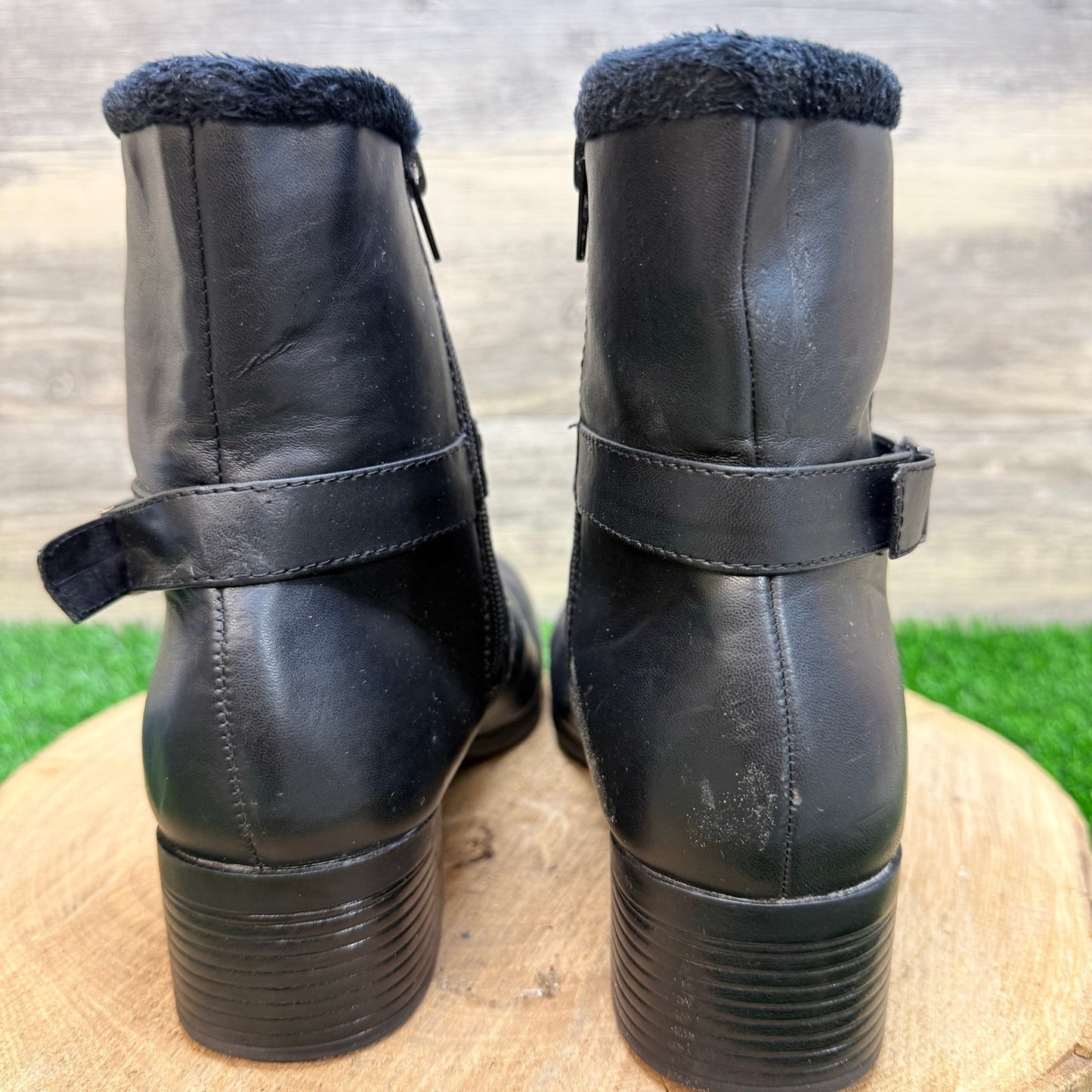Khombu Women - Size 8.5M - Black Faux Leather Buckle Ankle Boots Madison