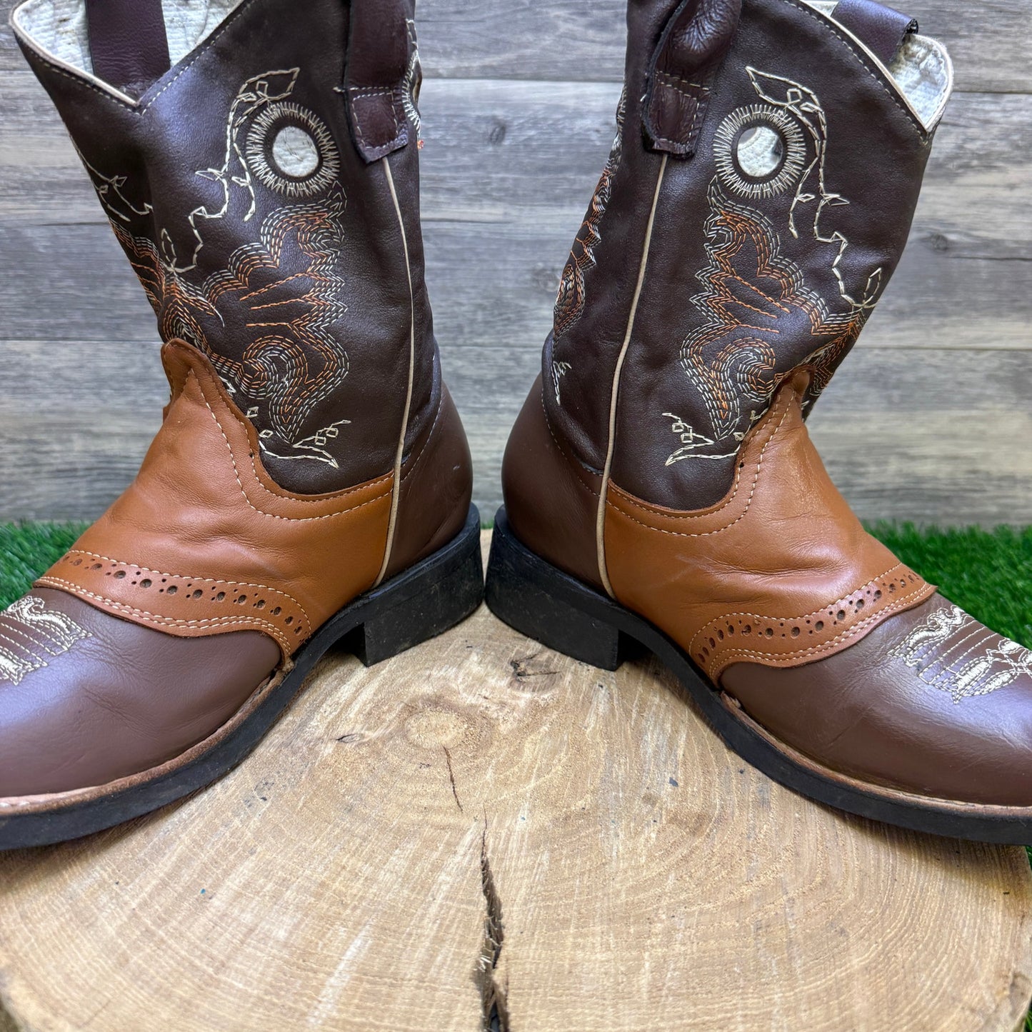 JJ Diher Youth - Size 6 - Brown/Tan Faux Leather Square Toe Cowboy Boots
