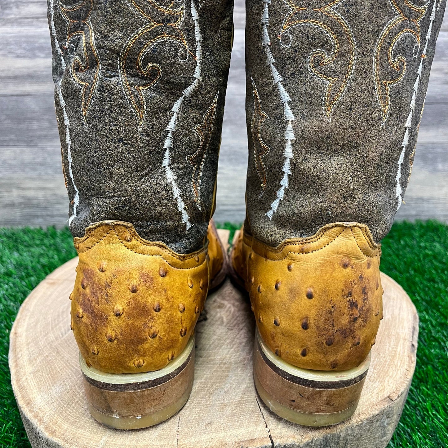 Gran Lider Men - Size 10 - Tan Faux Ostrich Cowboy Boots