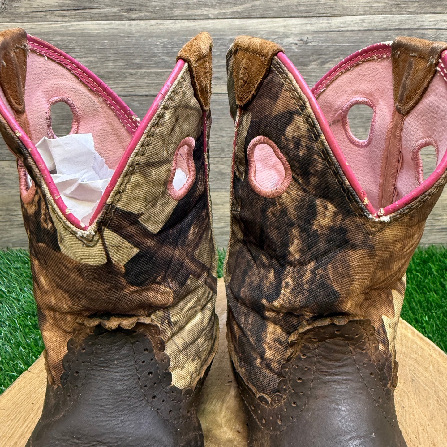 Ariat Women - Size 7B - Brown/Camo Cowboy Boots Style 10006854