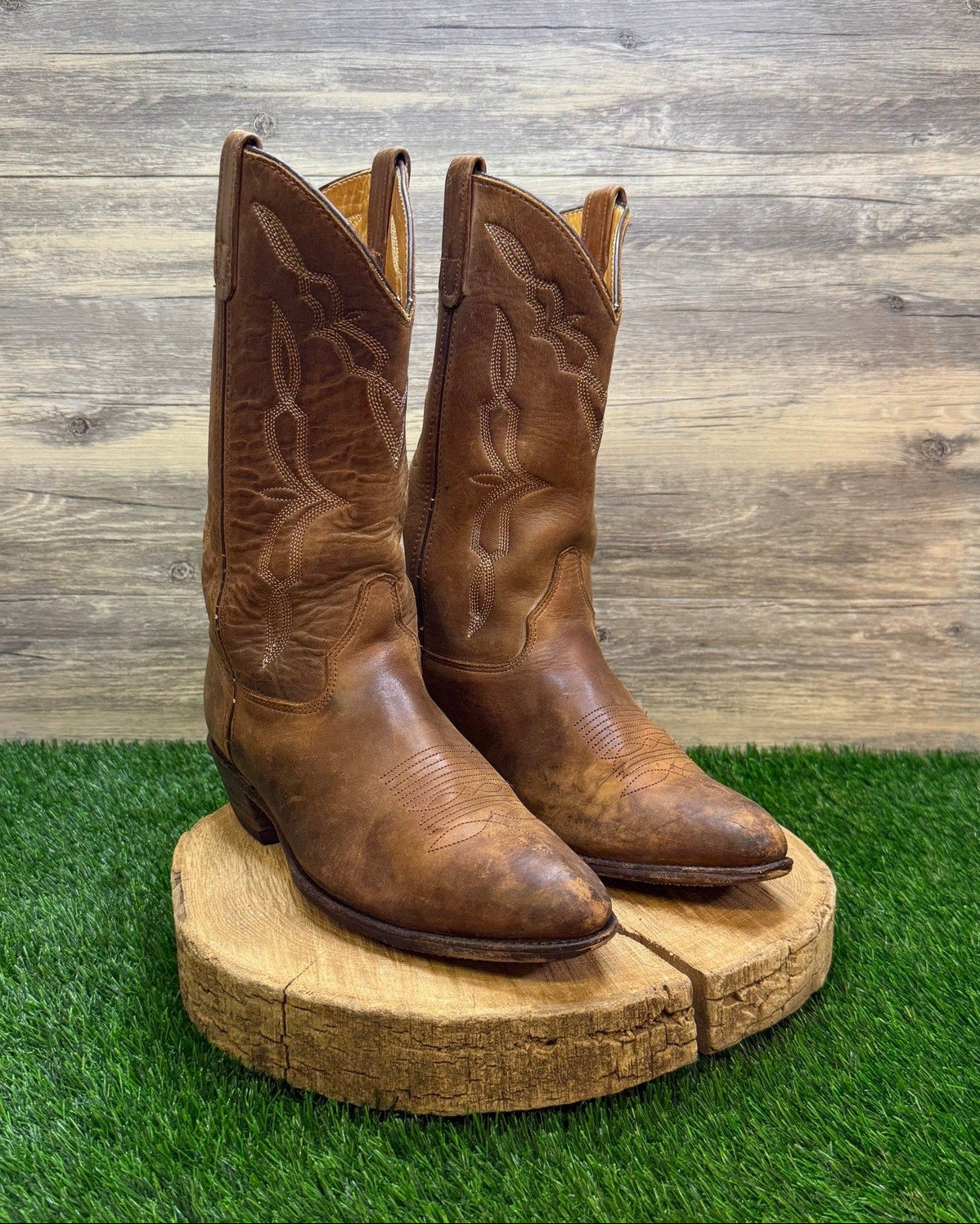 Unknown Men - Size 11M - Vintage Tan Western Cowboy Boots Style 6288