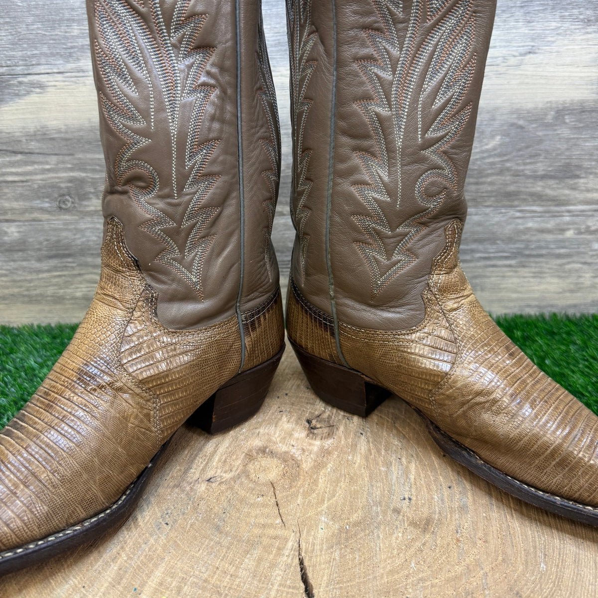 Justin Women - Size 7.5B - Vintage Tan Lizard Western Cowboy Boots Style L4701