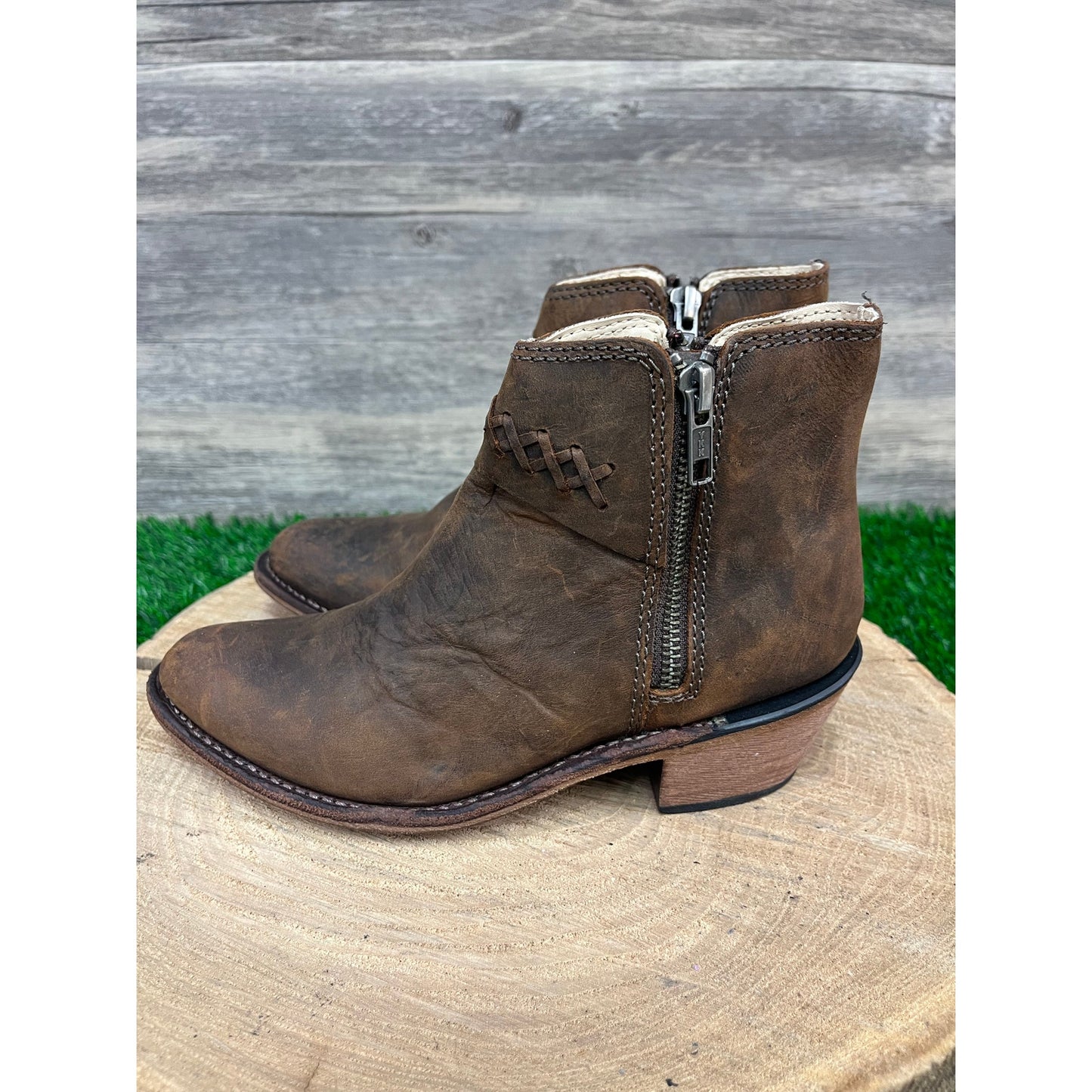 Old West Youth - Size 3D - Brown Ankle Boots Style CF8284