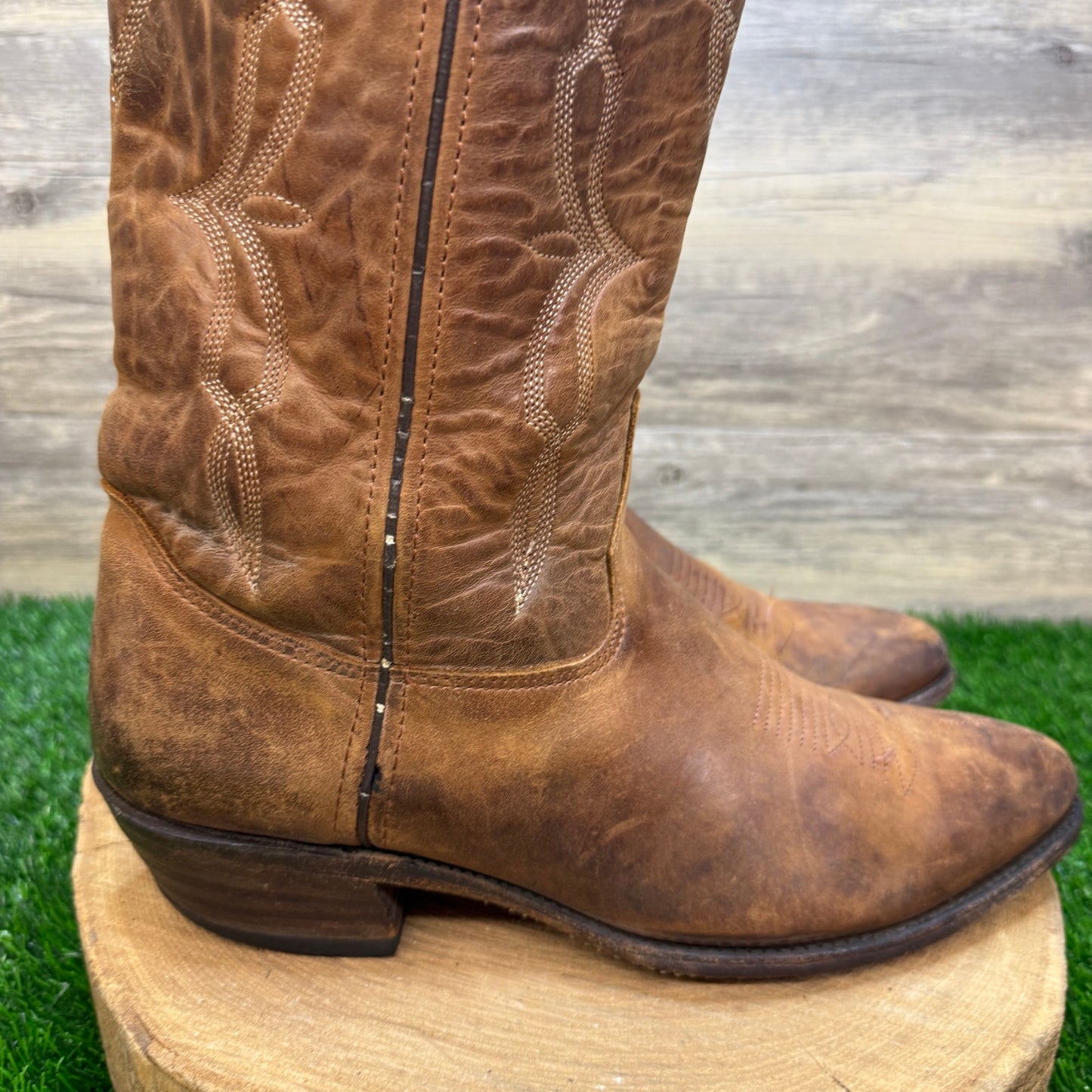 Unknown Men - Size 11M - Vintage Tan Western Cowboy Boots Style 6288