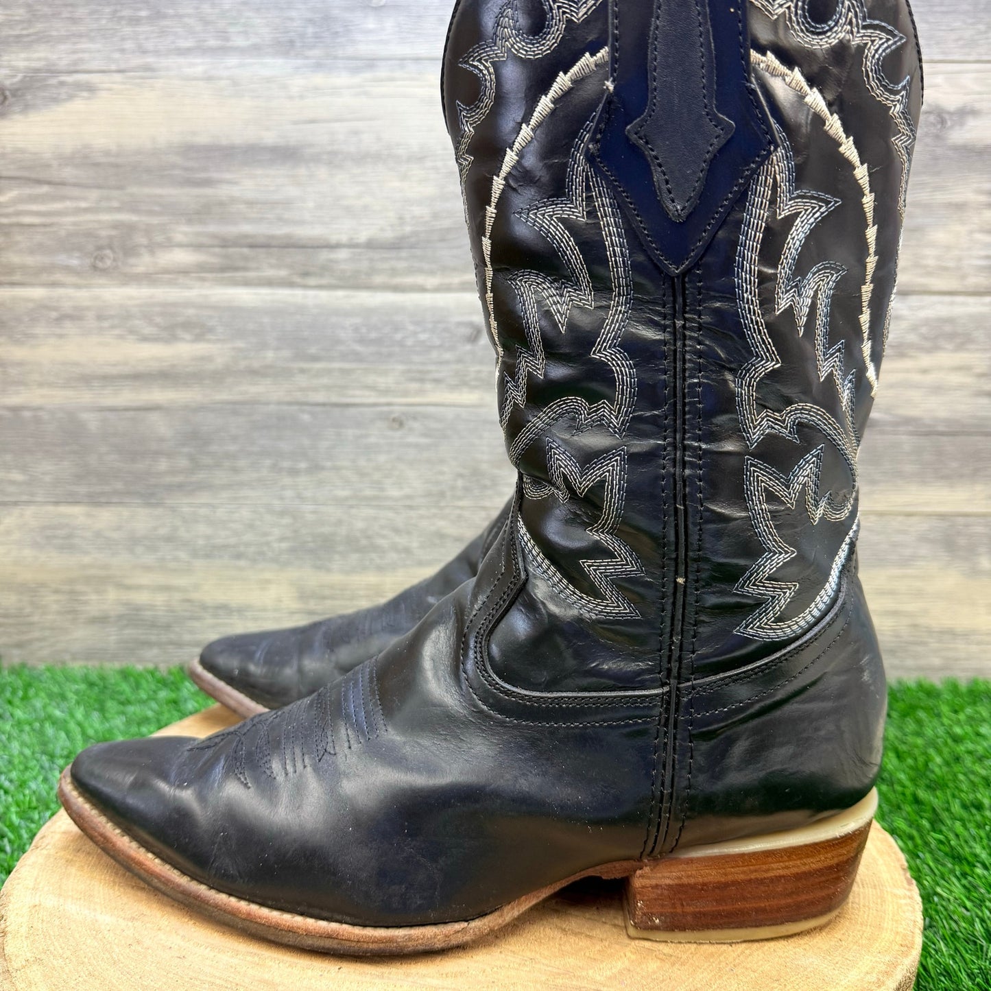 Sebastian’s Men - Size 9.5 - Black Cowboy Boots Made in Mexico