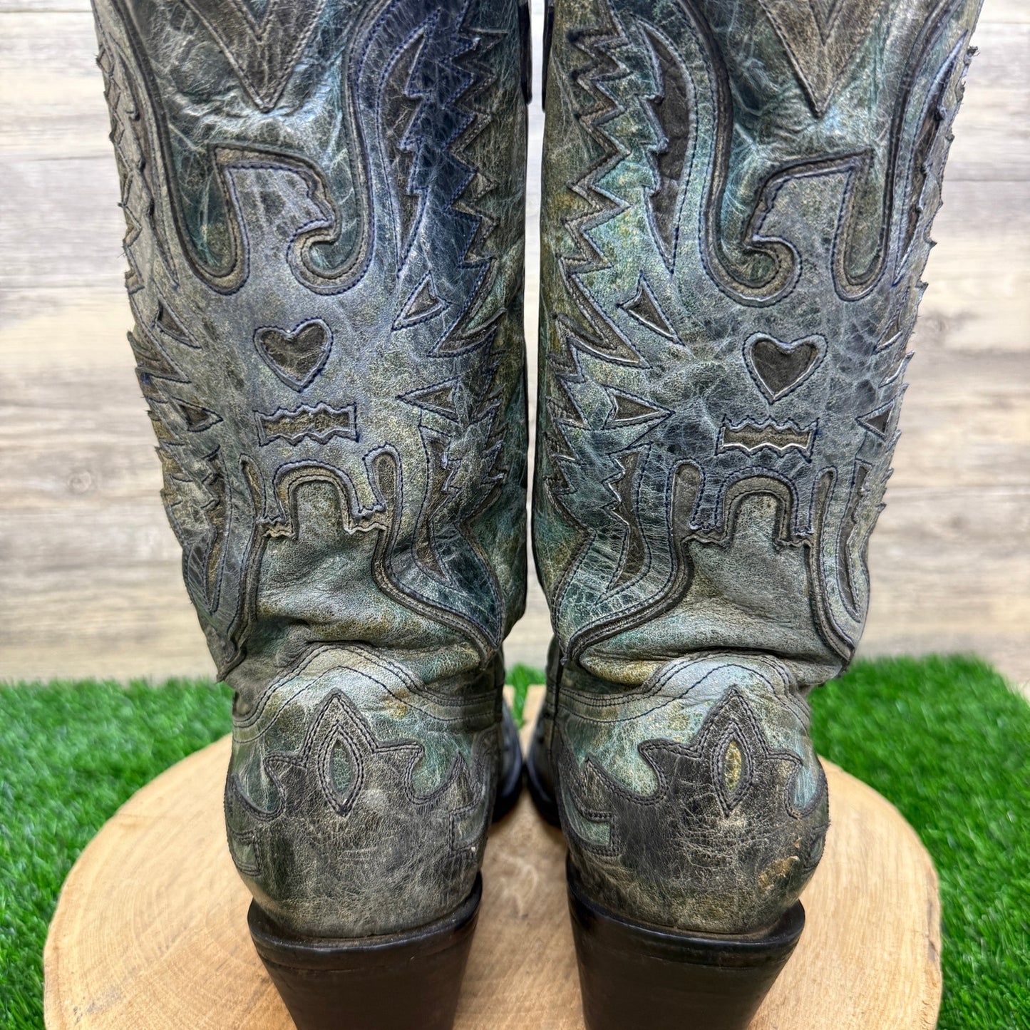 Corral Women - Size 10.5M - Distressed Green Eagle Snip Toe Cowboy Boots A2206