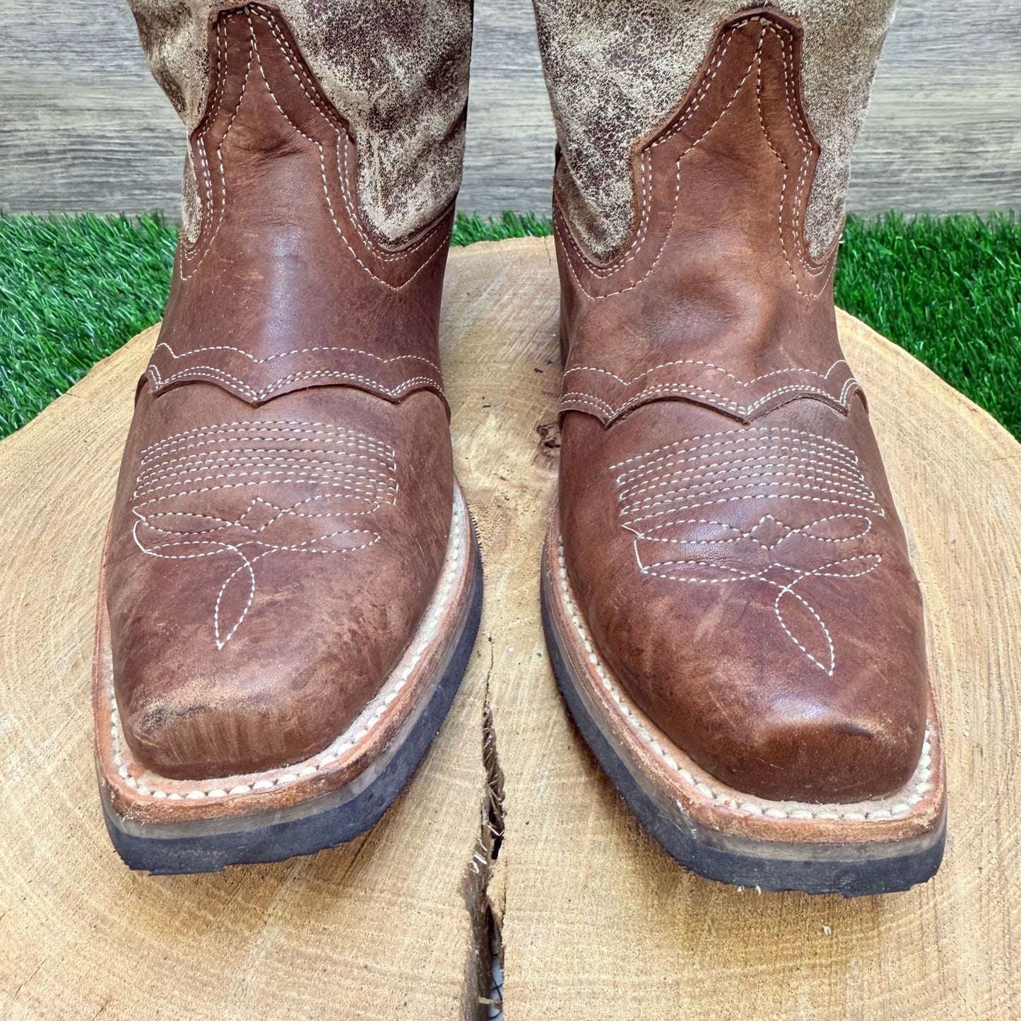 Eduardo’s Women - Size 6 - Brown Snip Toe Cowboy Boots 495