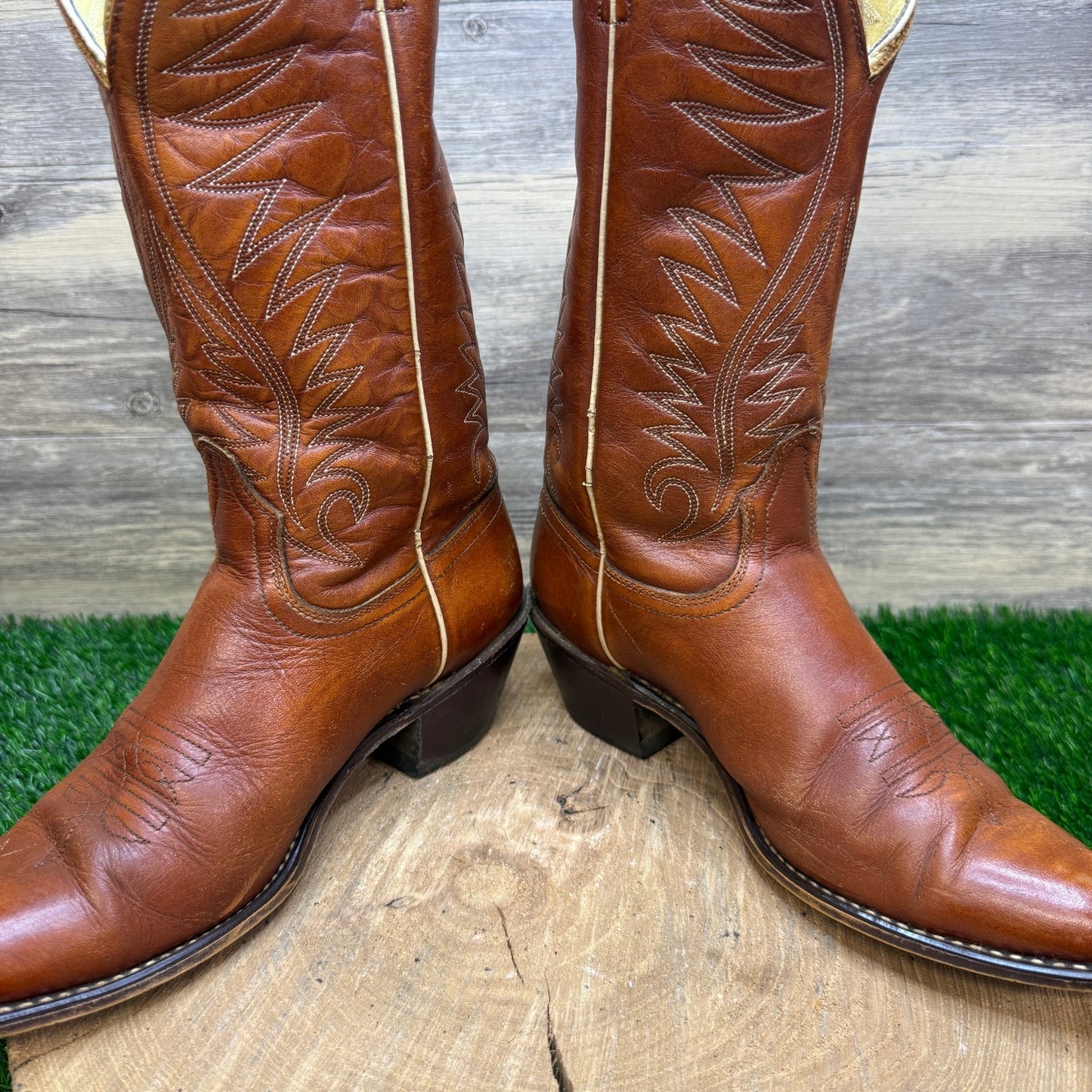 Acme Men - Size 6.5C - Vintage Brown/Cream Western Cowboy Boots Style 40375