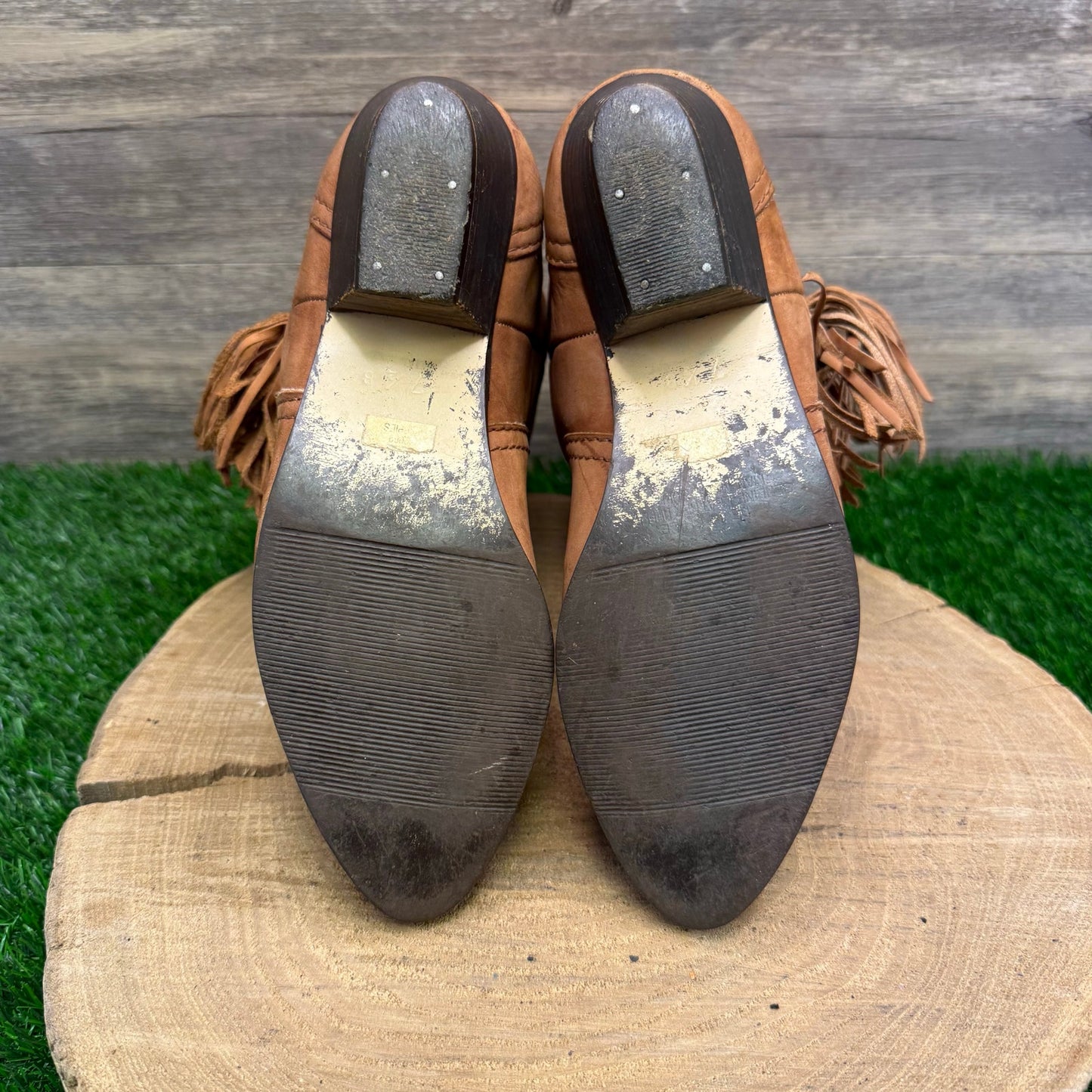 Poppies Women - Size 6.5 - Vintage Tan Fringe Suede Boots