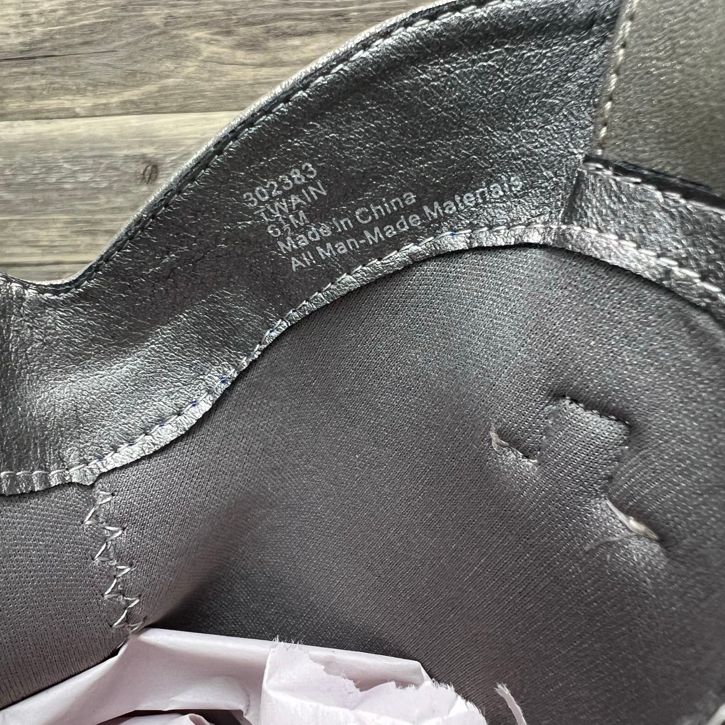 Unknown Women - Size 6.5M - Sliver Metallic Faux Leather Cowboy Boots