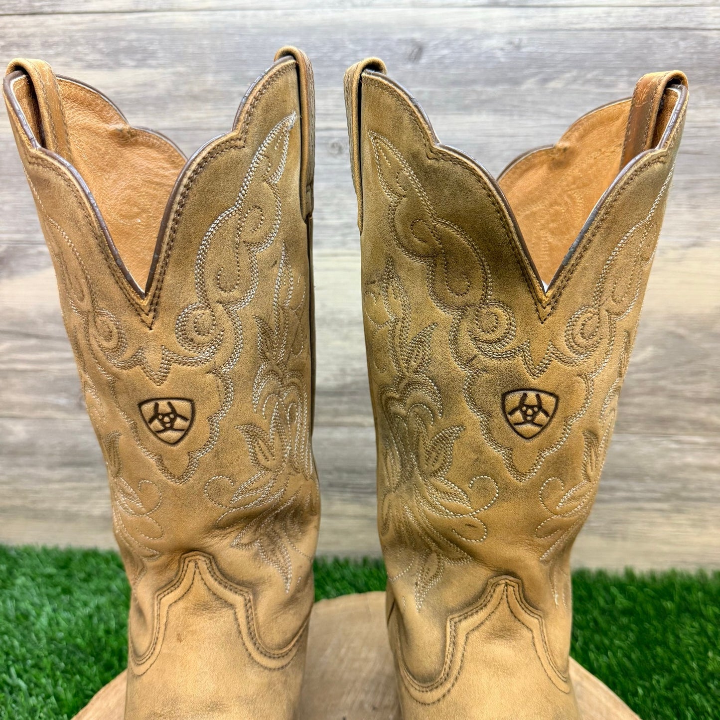 Ariat Women - Size 7B - Tan Boomer Leather Western Cowboy Boots 15729
