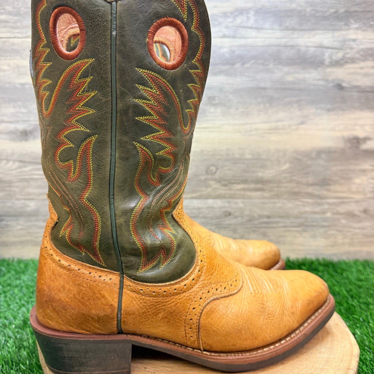 Ariat Men - Size 9EE - Tan/Green Square Toe Western Cowboy Boots 34876