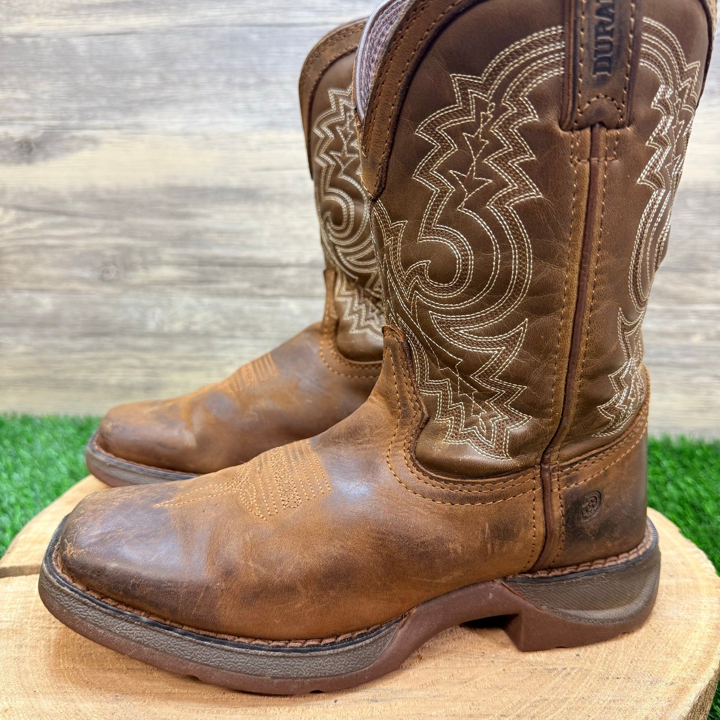Durango Youth - Size 3.5M - Brown Square Toe Boots DBT0239Y